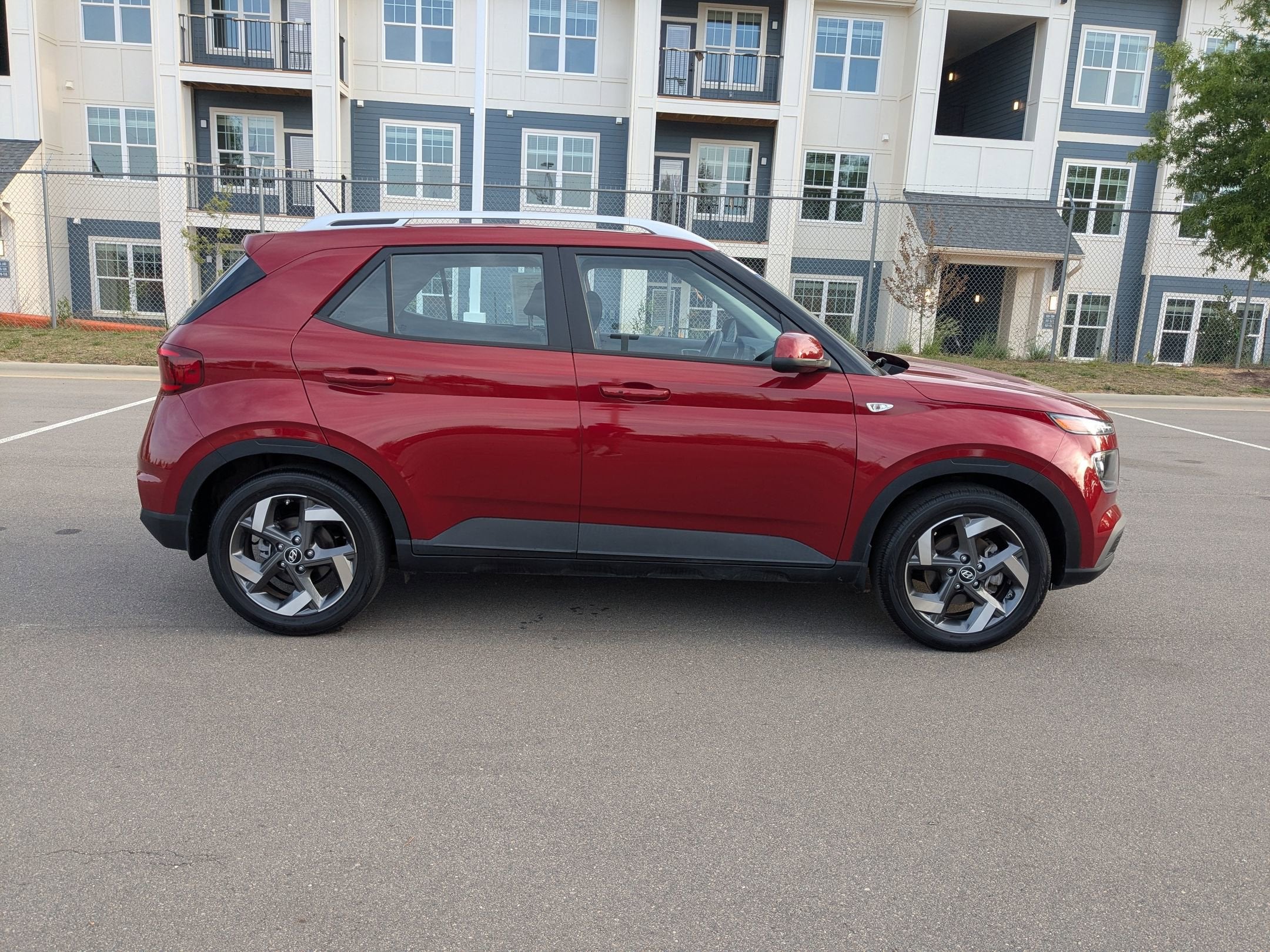 2024 Hyundai Venue SEL