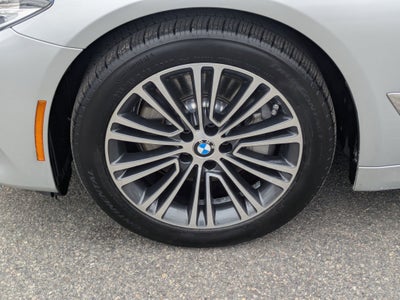 2019 BMW 5 Series 530i