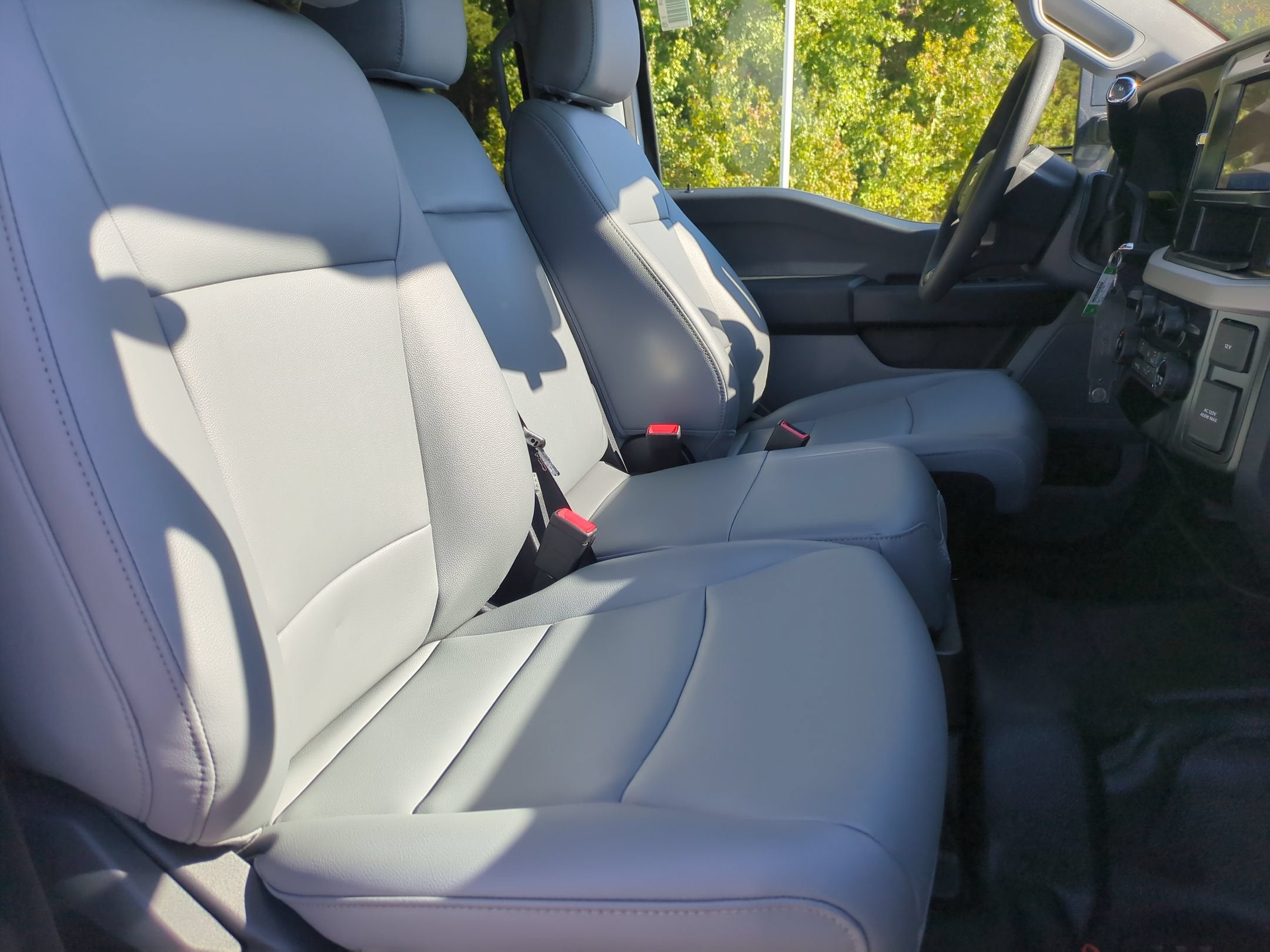 2027 Ford Super Duty F-450 DRW XL