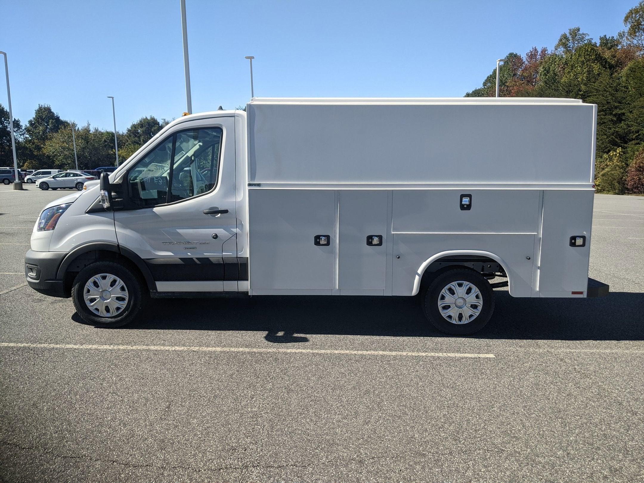 2025 Ford Transit Cutaway Base