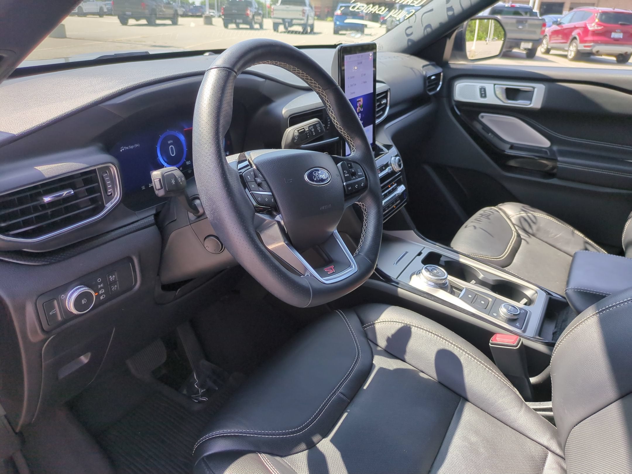 2022 Ford Explorer ST