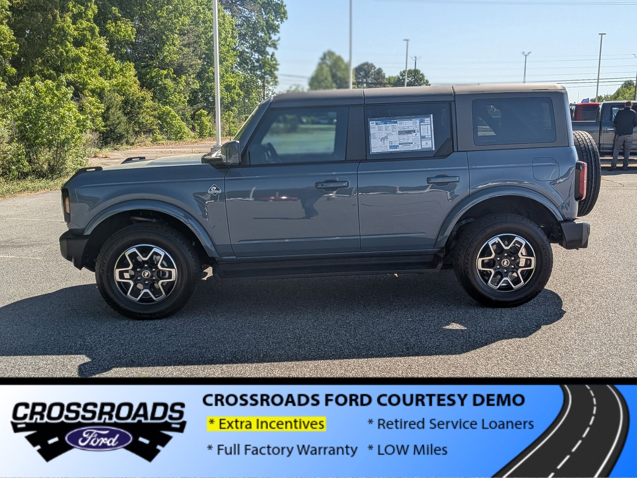 2025 Ford Bronco Outer Banks