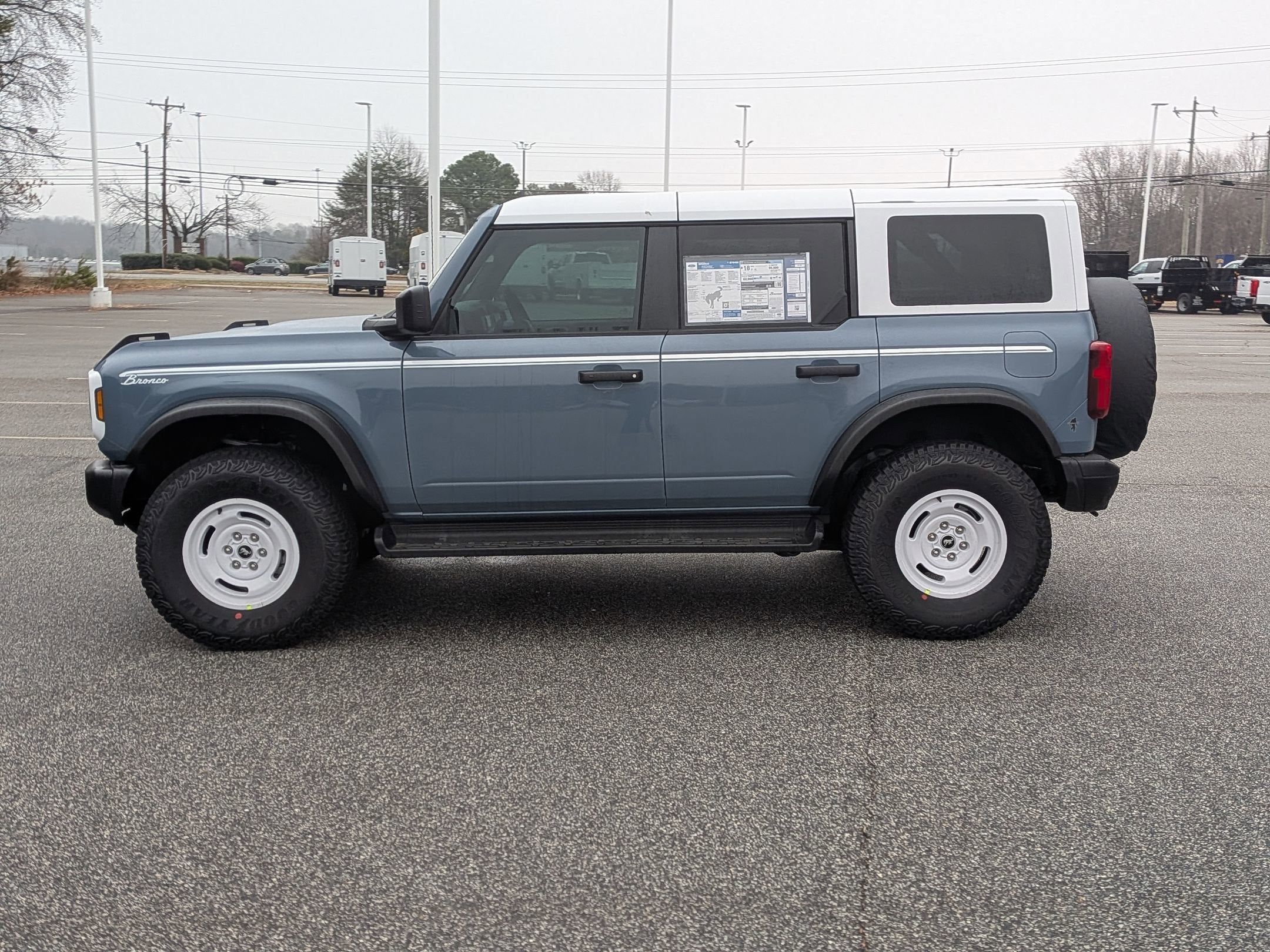 2025 Ford Bronco Heritage Edition