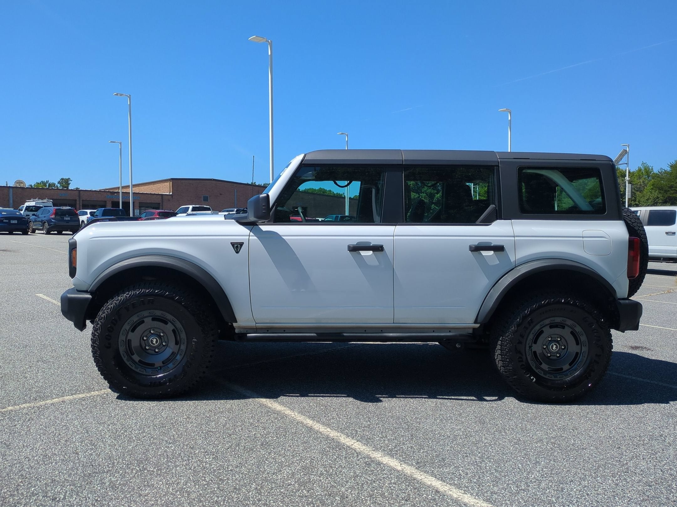 2025 Ford Bronco Base