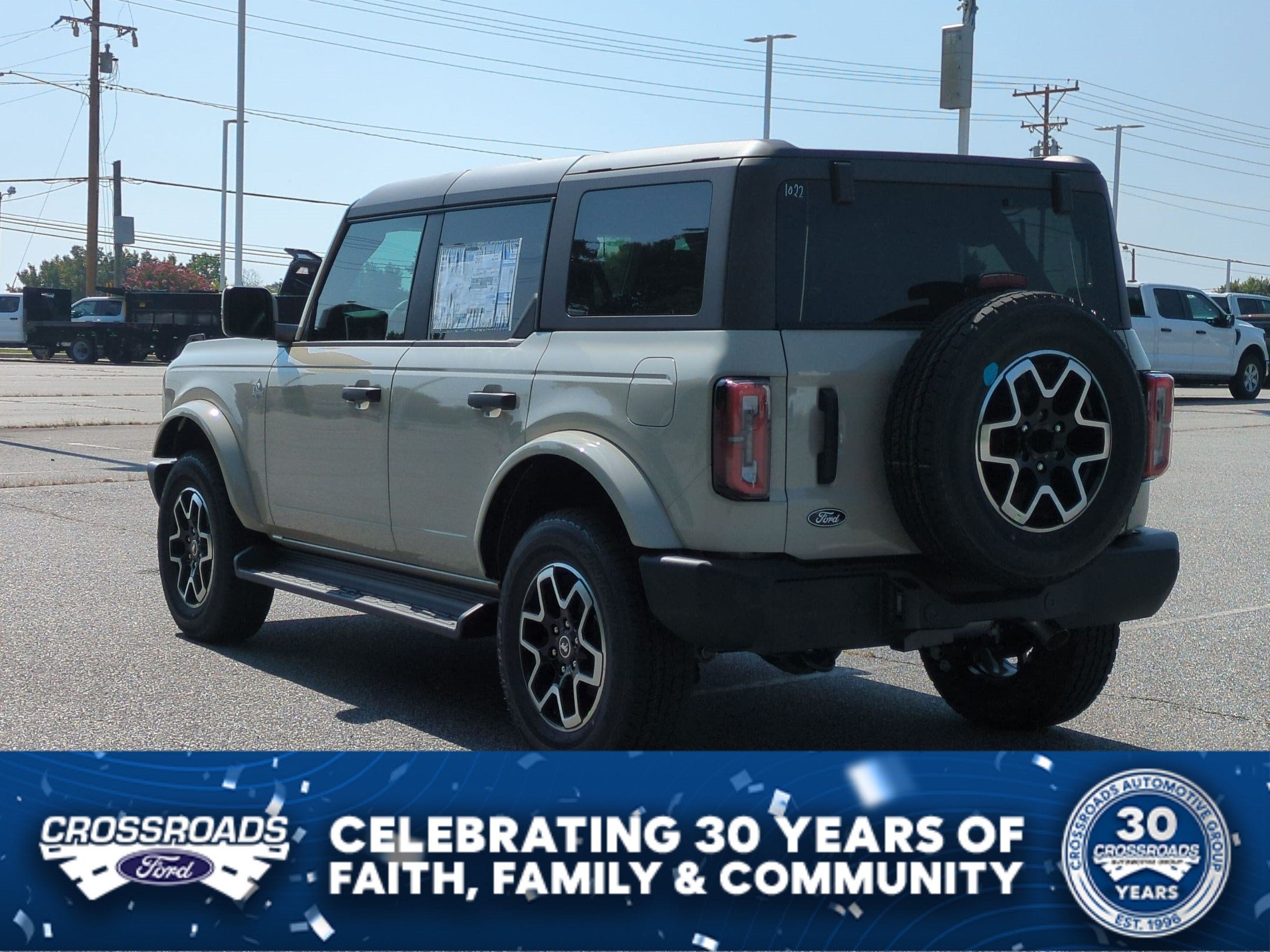 2026 Ford Bronco Outer Banks