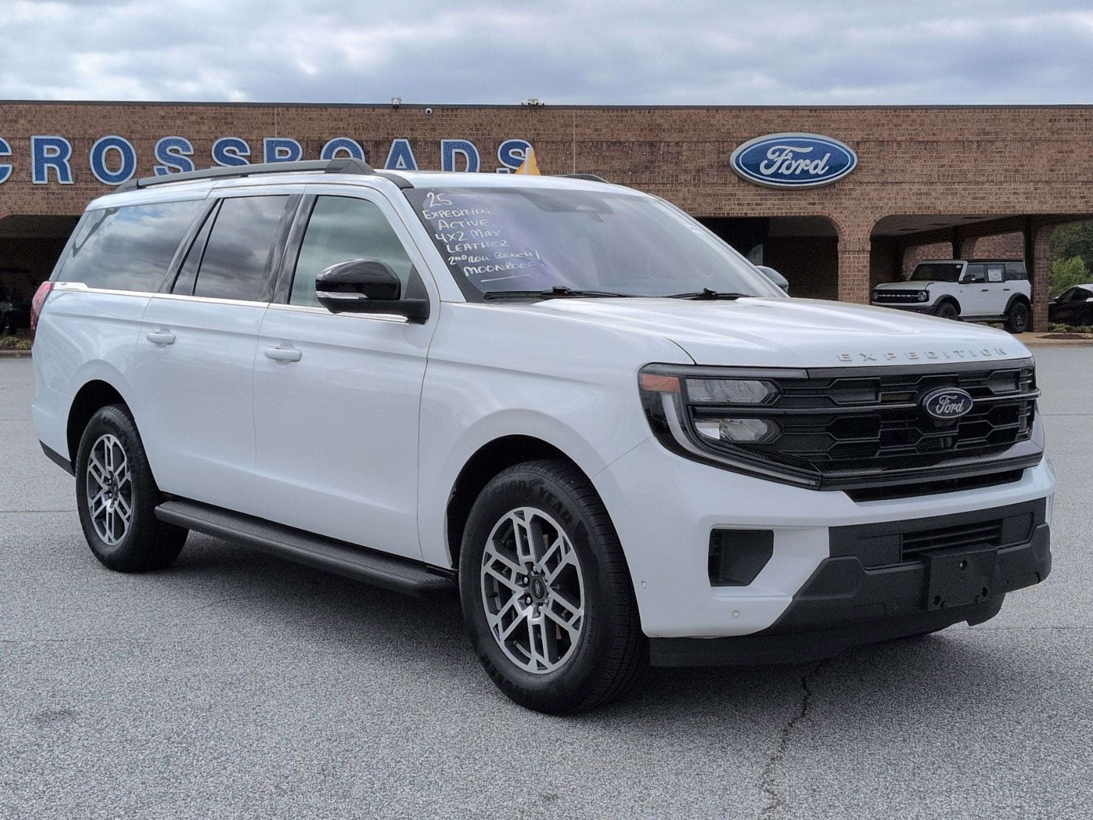 2025 Ford Expedition Max Active