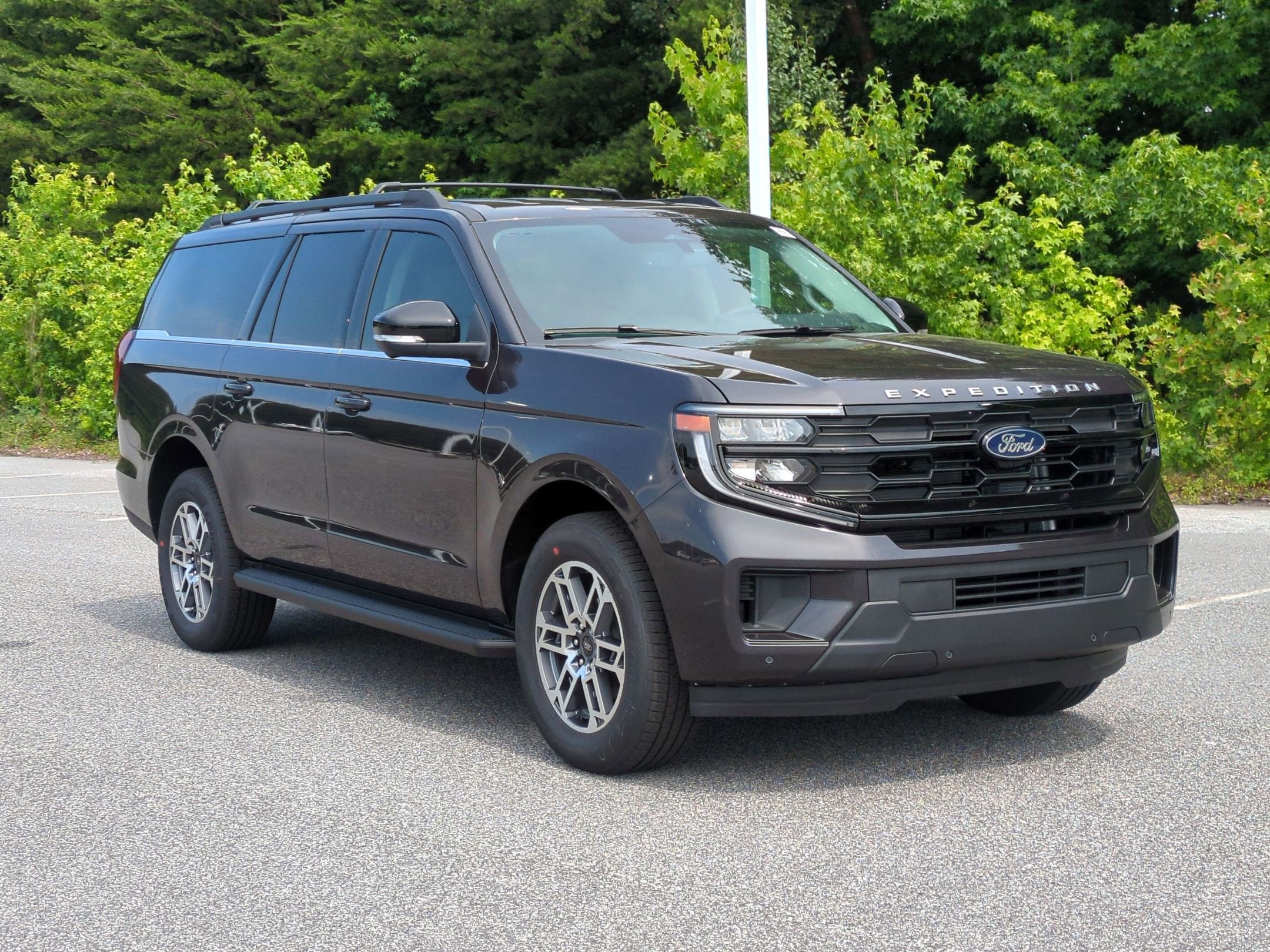 2026 Ford Expedition Max Active