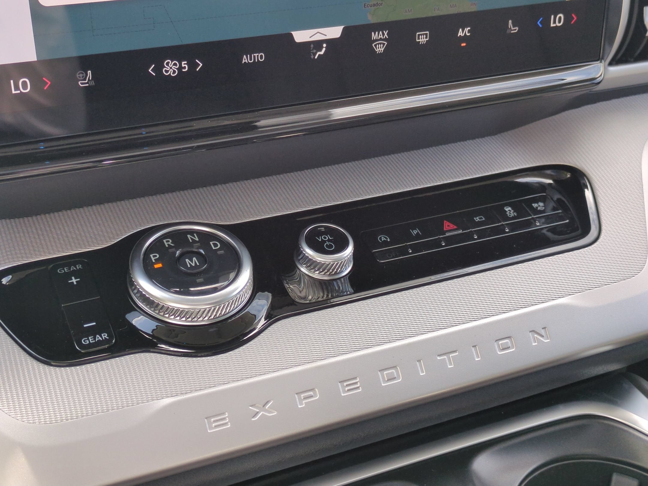 2027 Ford Expedition Max Active