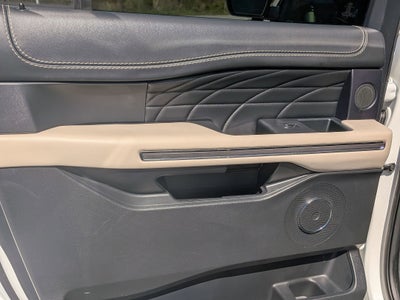 2024 Ford Expedition Max Platinum