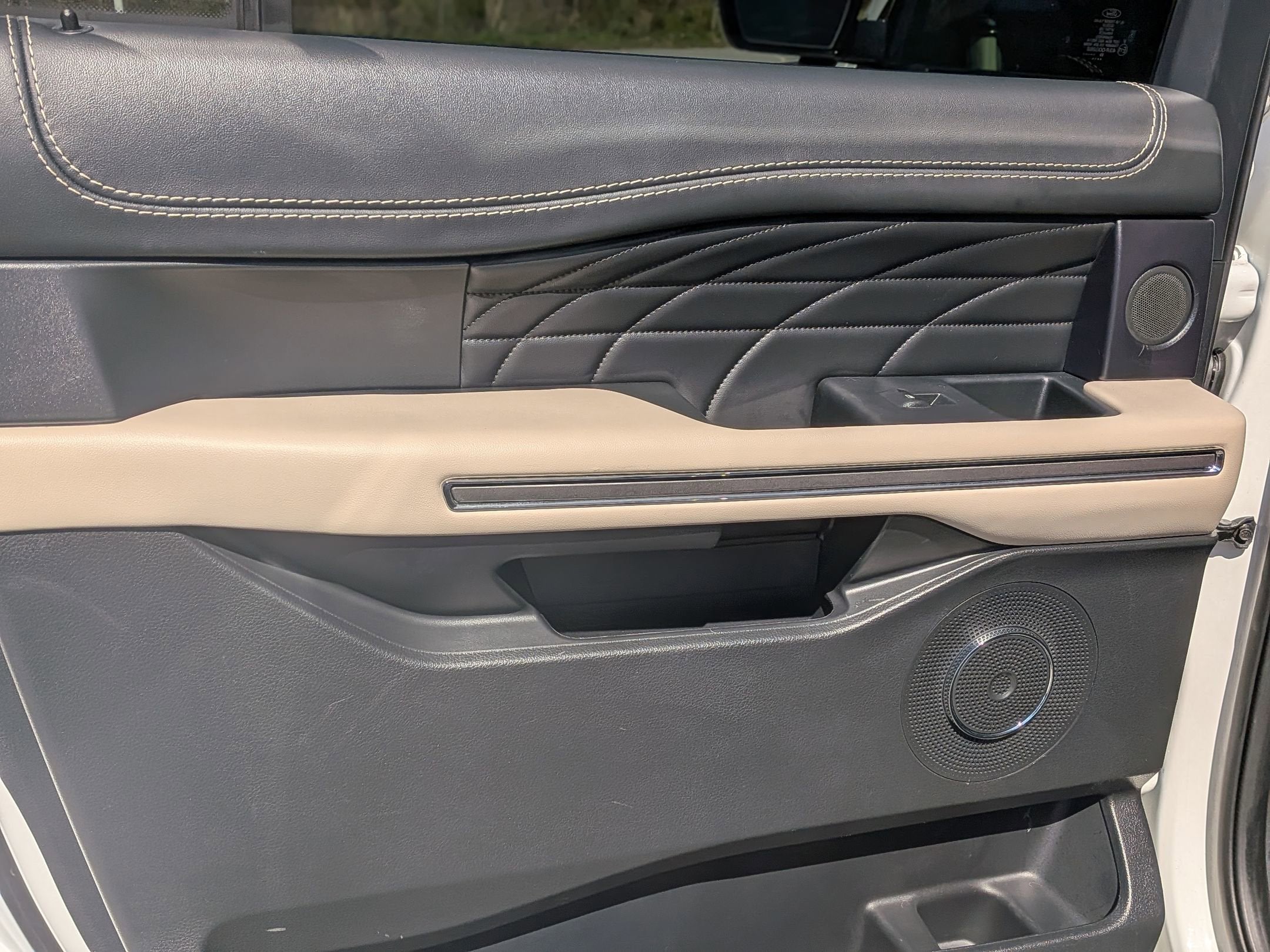 2024 Ford Expedition Max Platinum