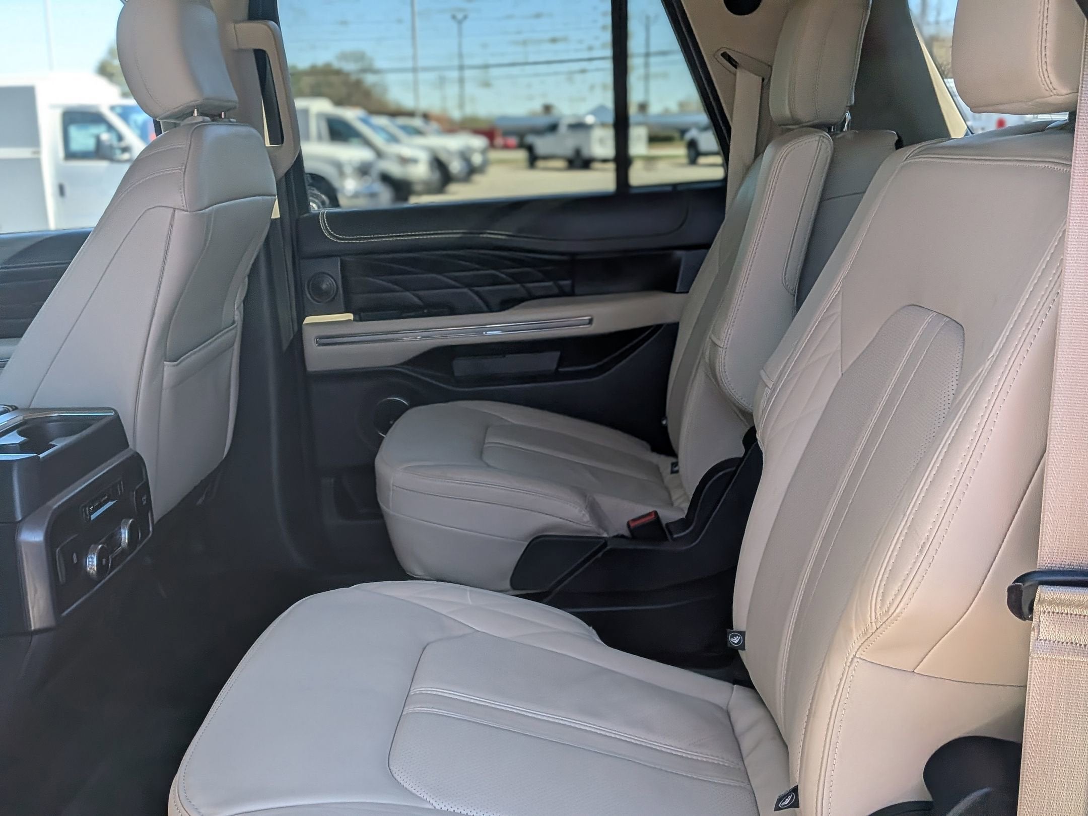 2024 Ford Expedition Max Platinum