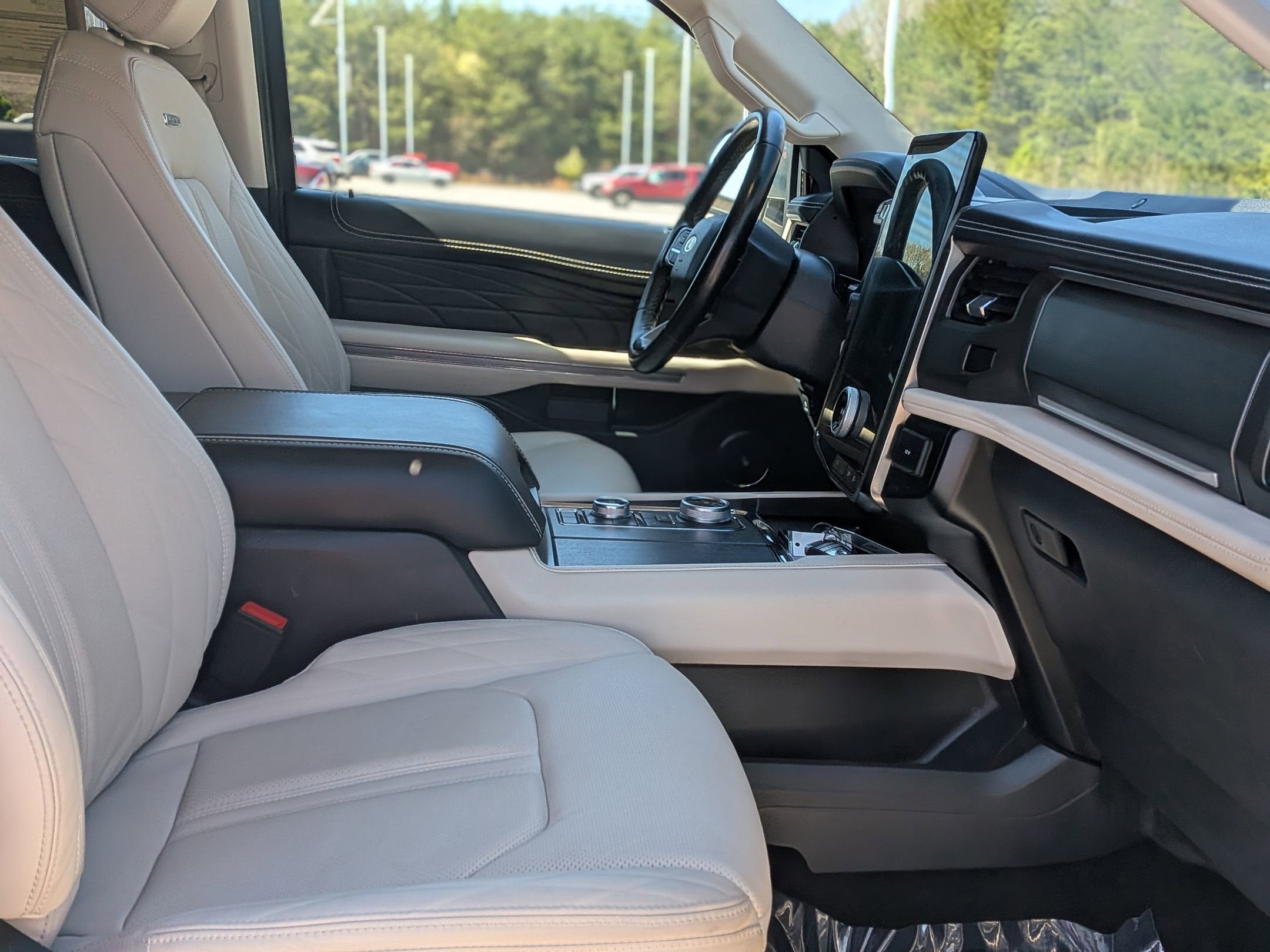 2024 Ford Expedition Max Platinum