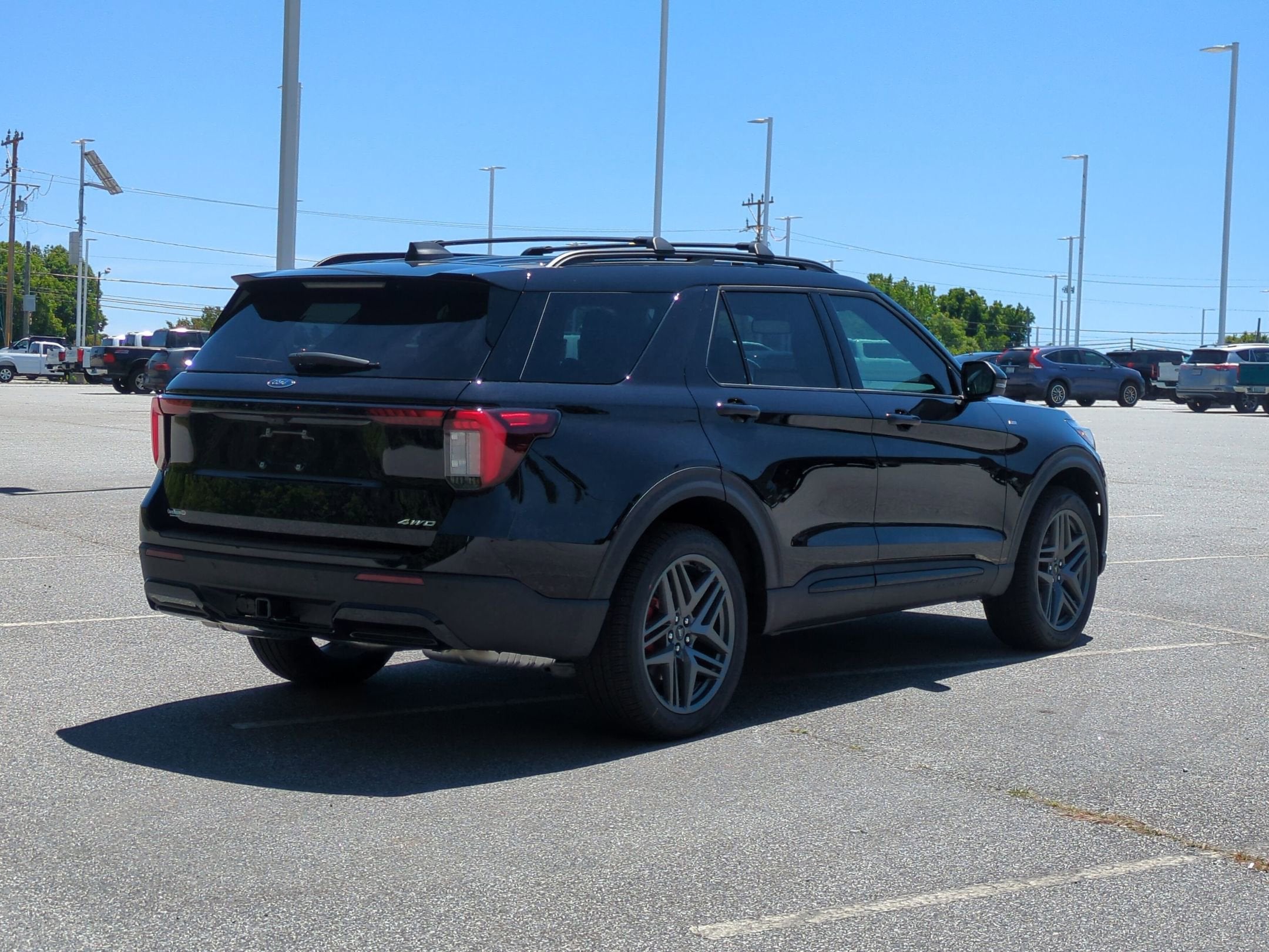 2026 Ford Explorer ST-Line
