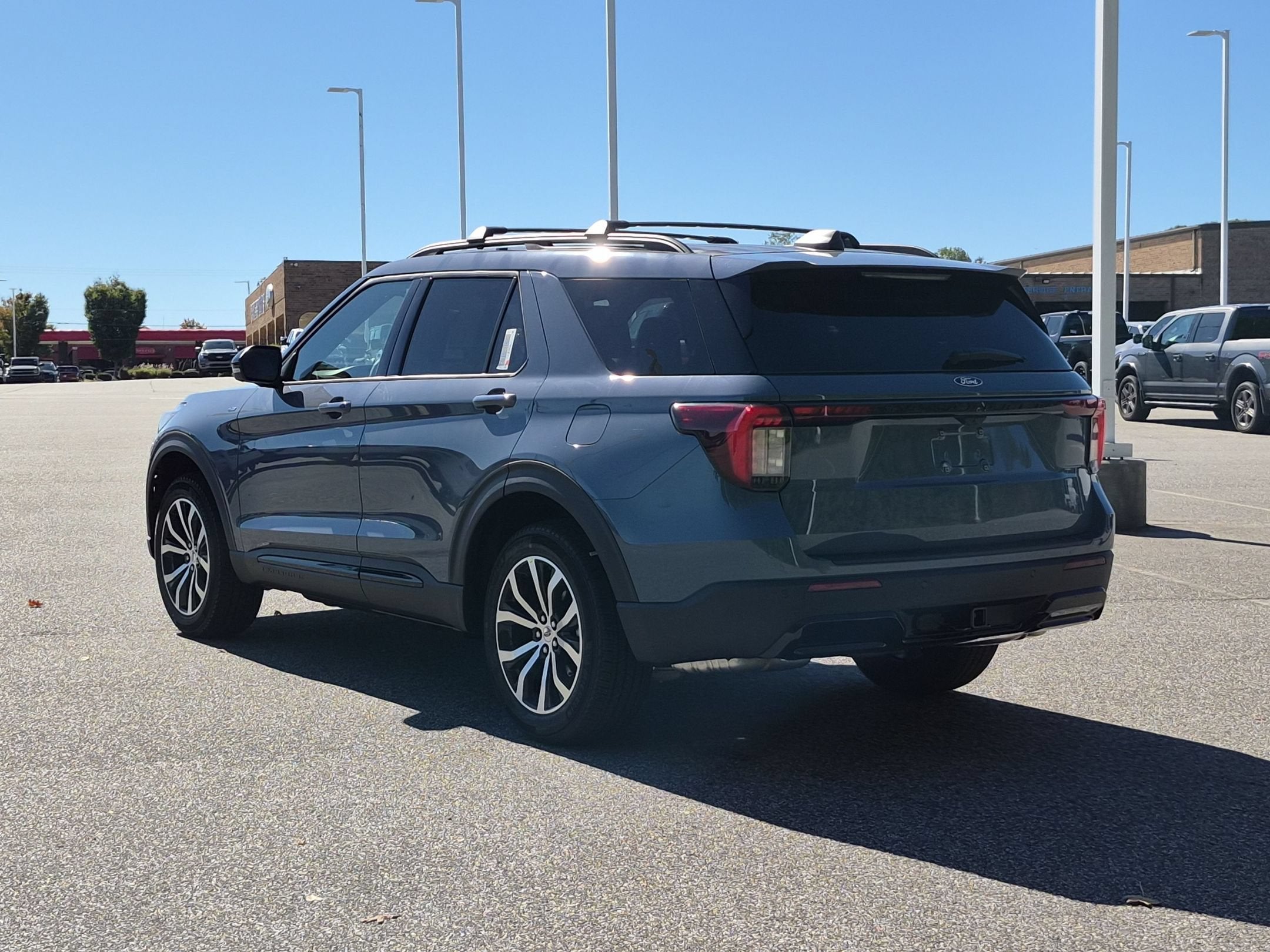 2027 Ford Explorer ST-Line
