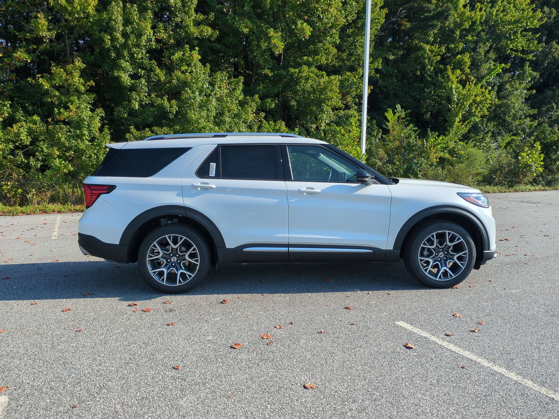 2027 Ford Explorer Platinum