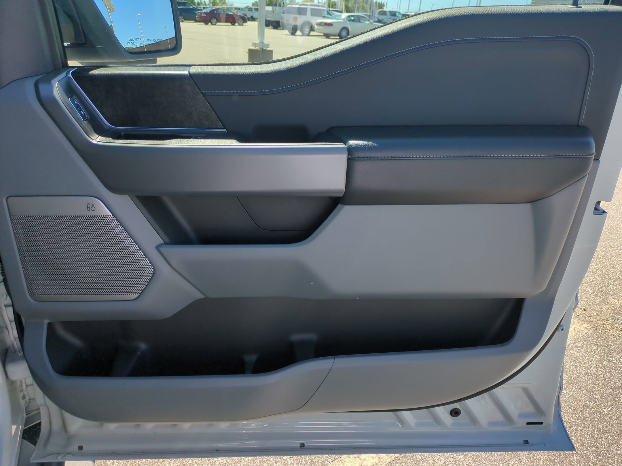 2024 Ford F-150 Lightning Flash