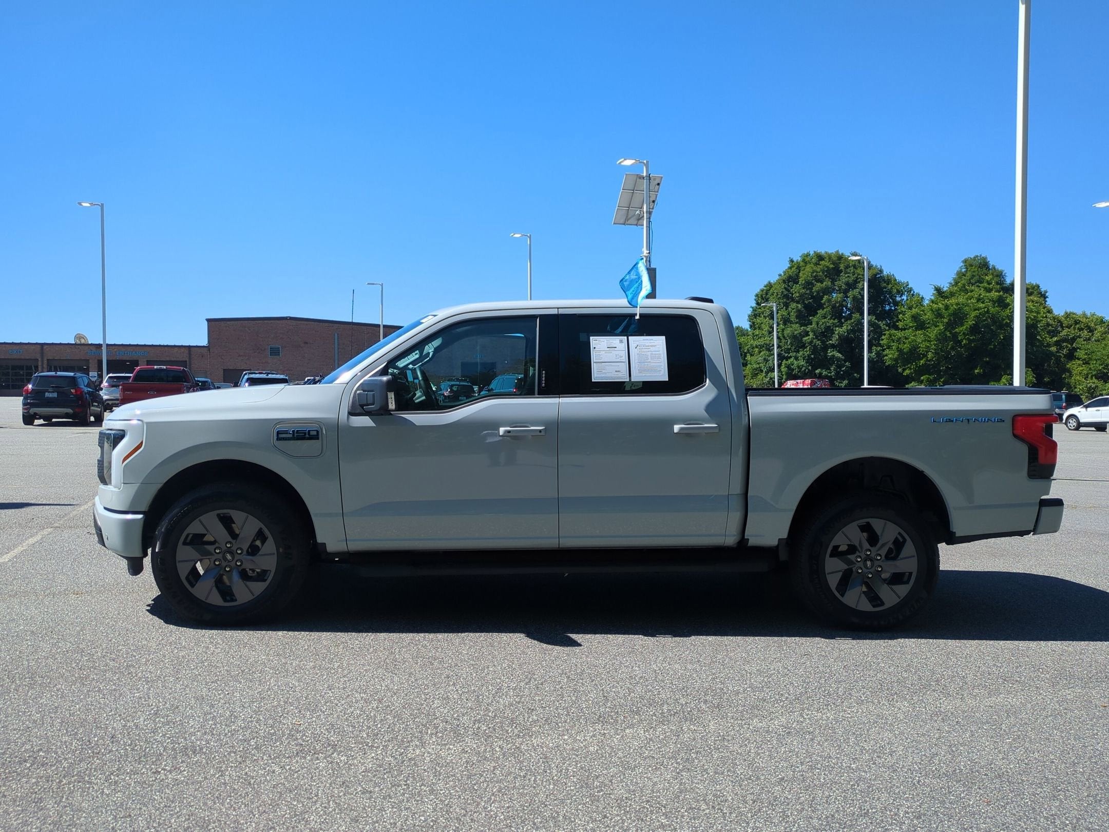 2024 Ford F-150 Lightning Flash