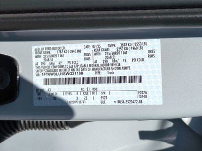 2025 Ford F-150 Lightning Flash