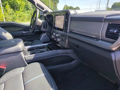 2025 Ford Super Duty F-450 DRW Platinum