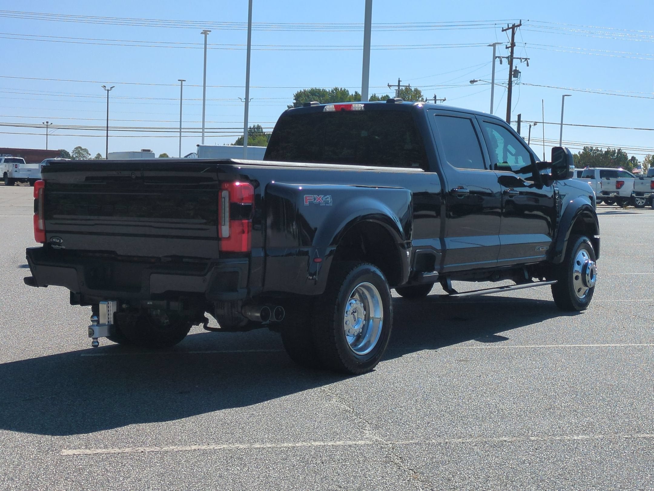 2025 Ford Super Duty F-450 DRW Platinum