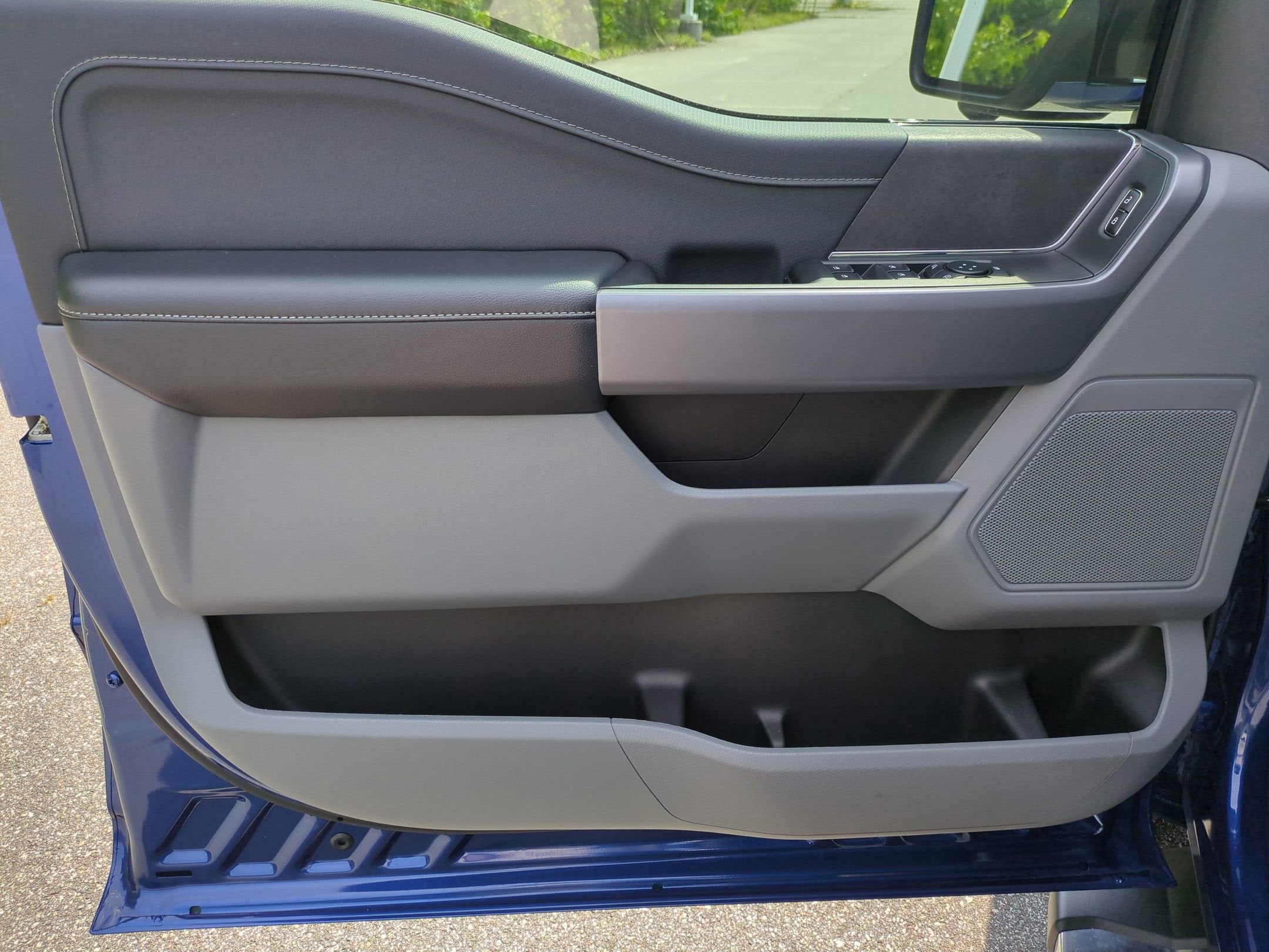 2026 Ford F-150 XLT - Crossroads Courtesy Demo