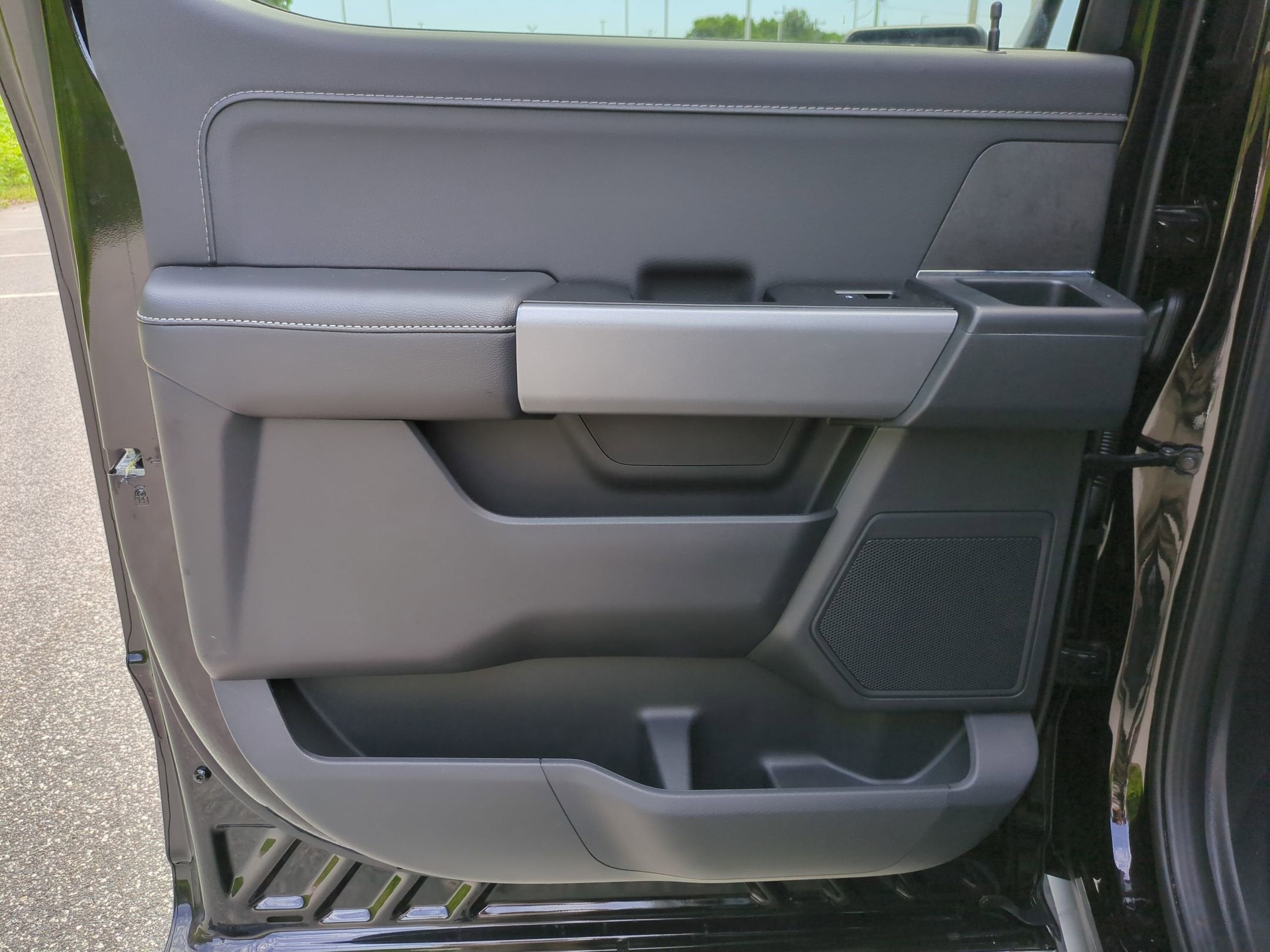 2026 Ford F-150 XLT - Crossroads Courtesy Demo