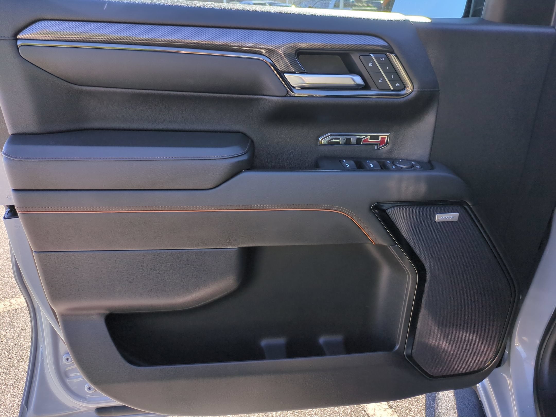 2024 GMC Sierra 1500 AT4