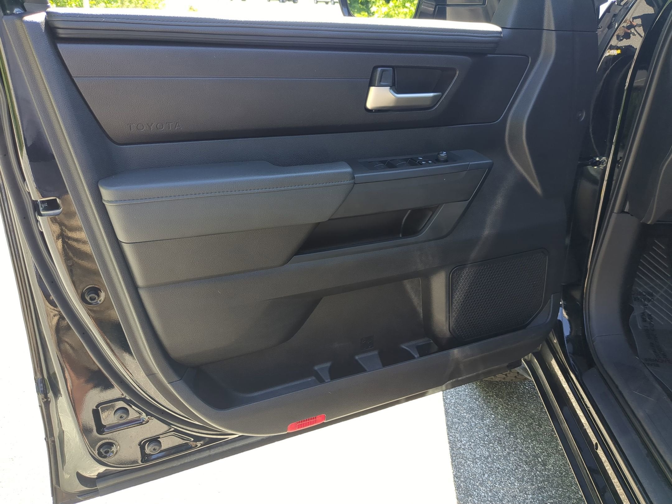 2023 Toyota Tundra 4WD SR5