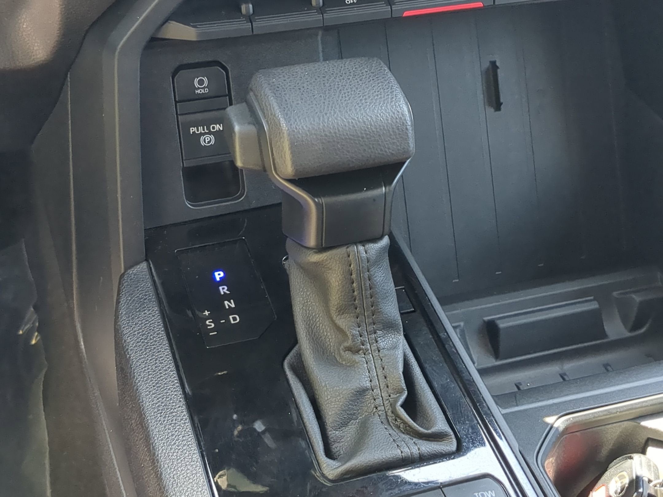 2023 Toyota Tundra 4WD SR5