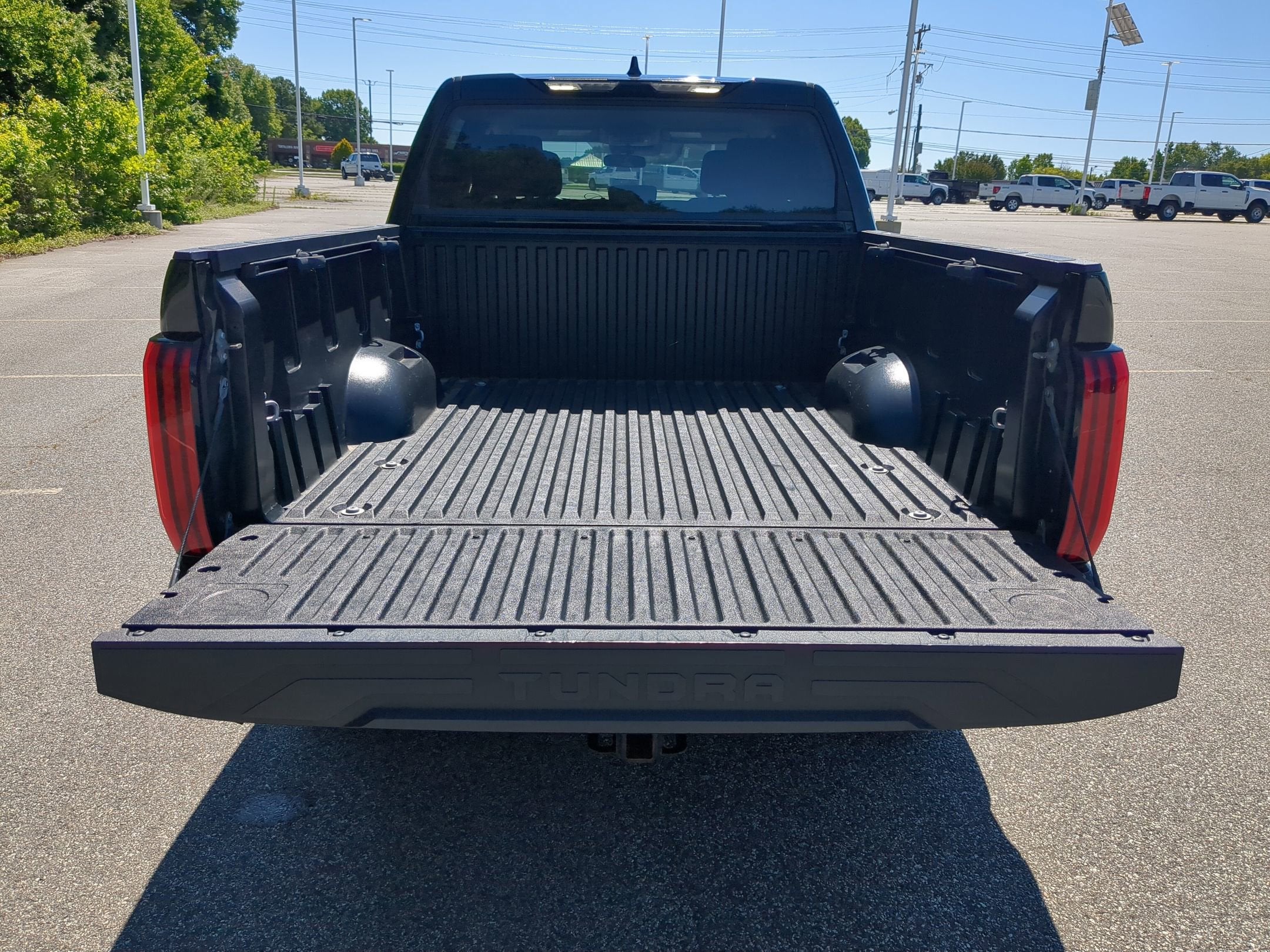 2023 Toyota Tundra 4WD SR5