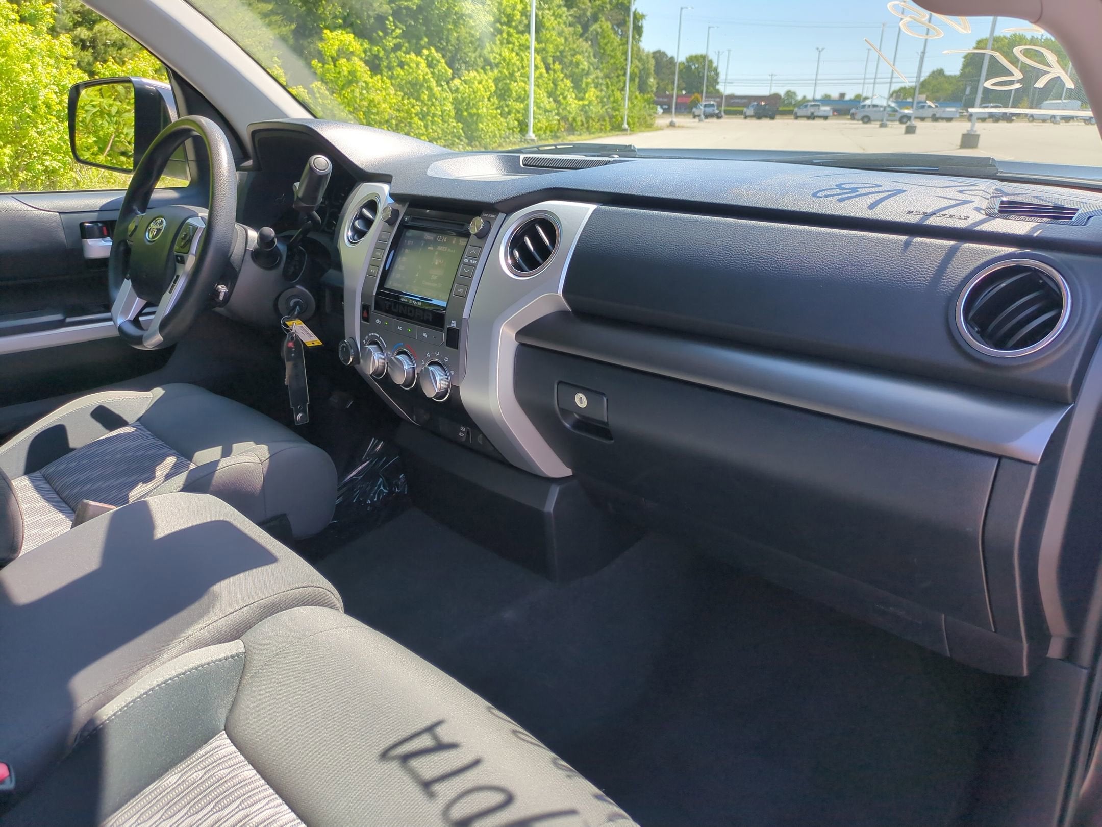 2018 Toyota Tundra 4WD SR5