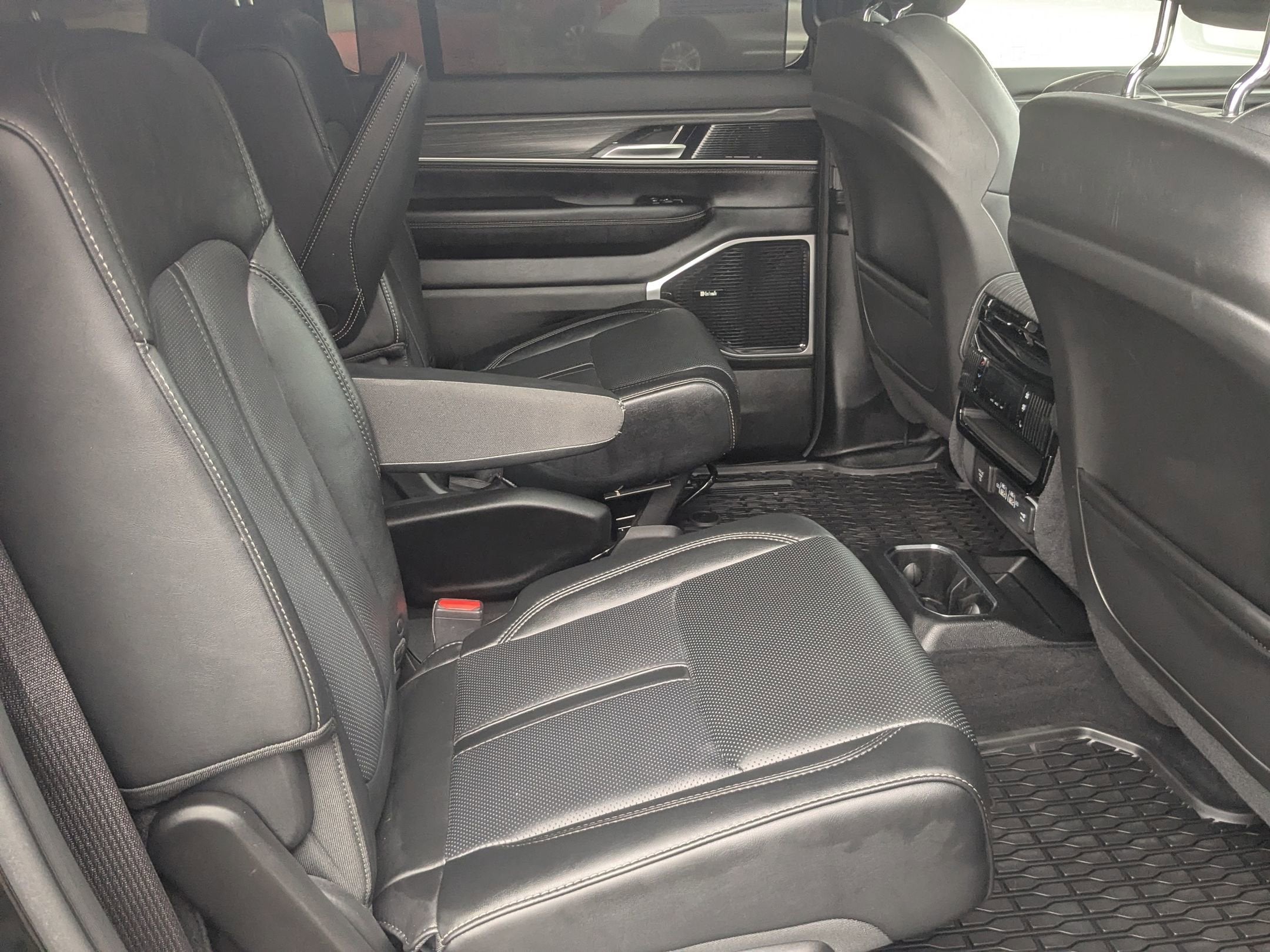 2024 Jeep Wagoneer Series III