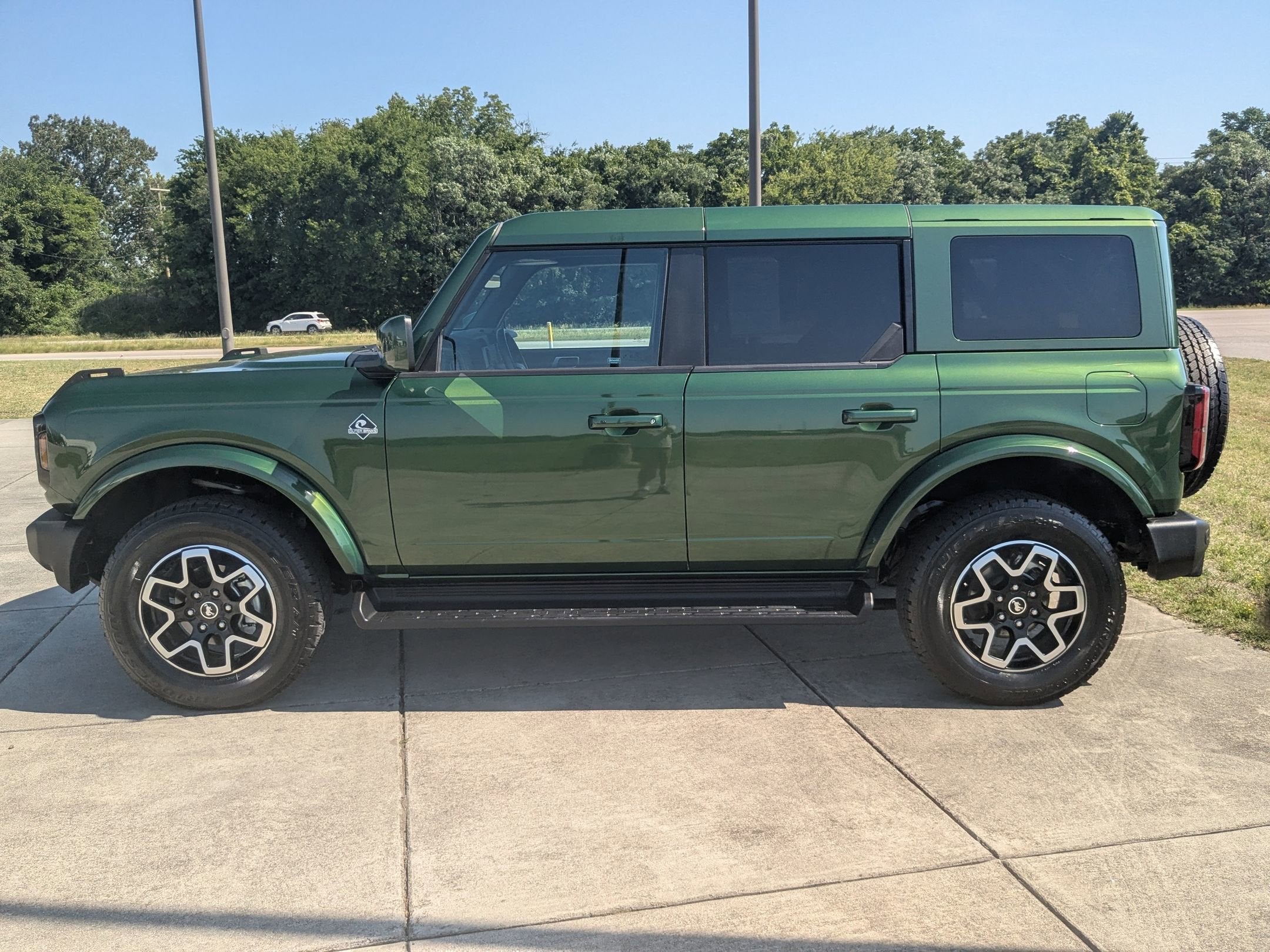 2025 Ford Bronco Outer Banks