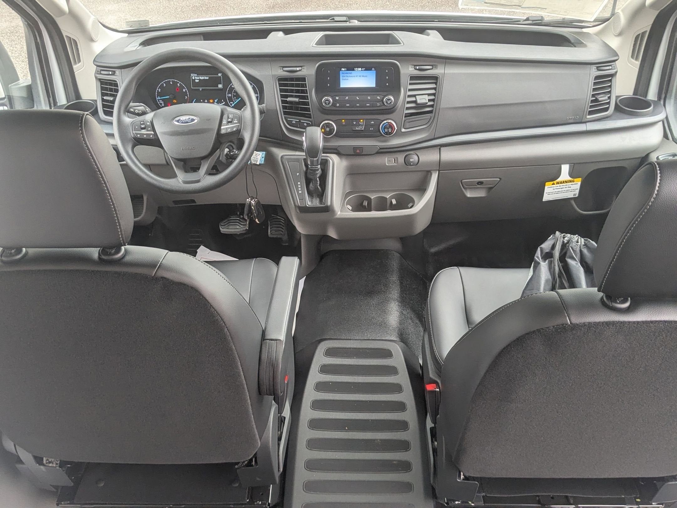 2025 Ford Transit Cargo Van Base