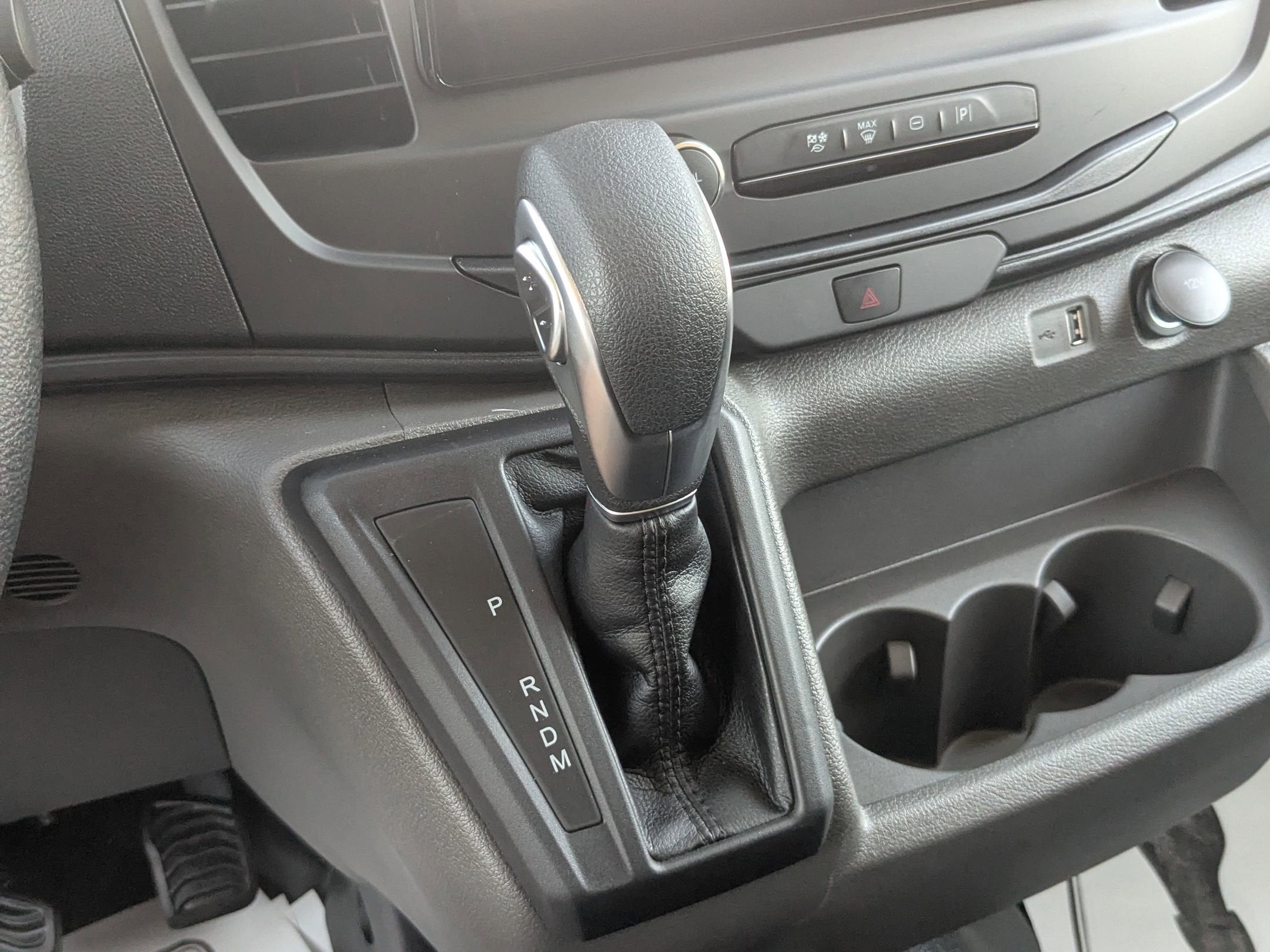 2026 Ford Transit Cargo Van Base