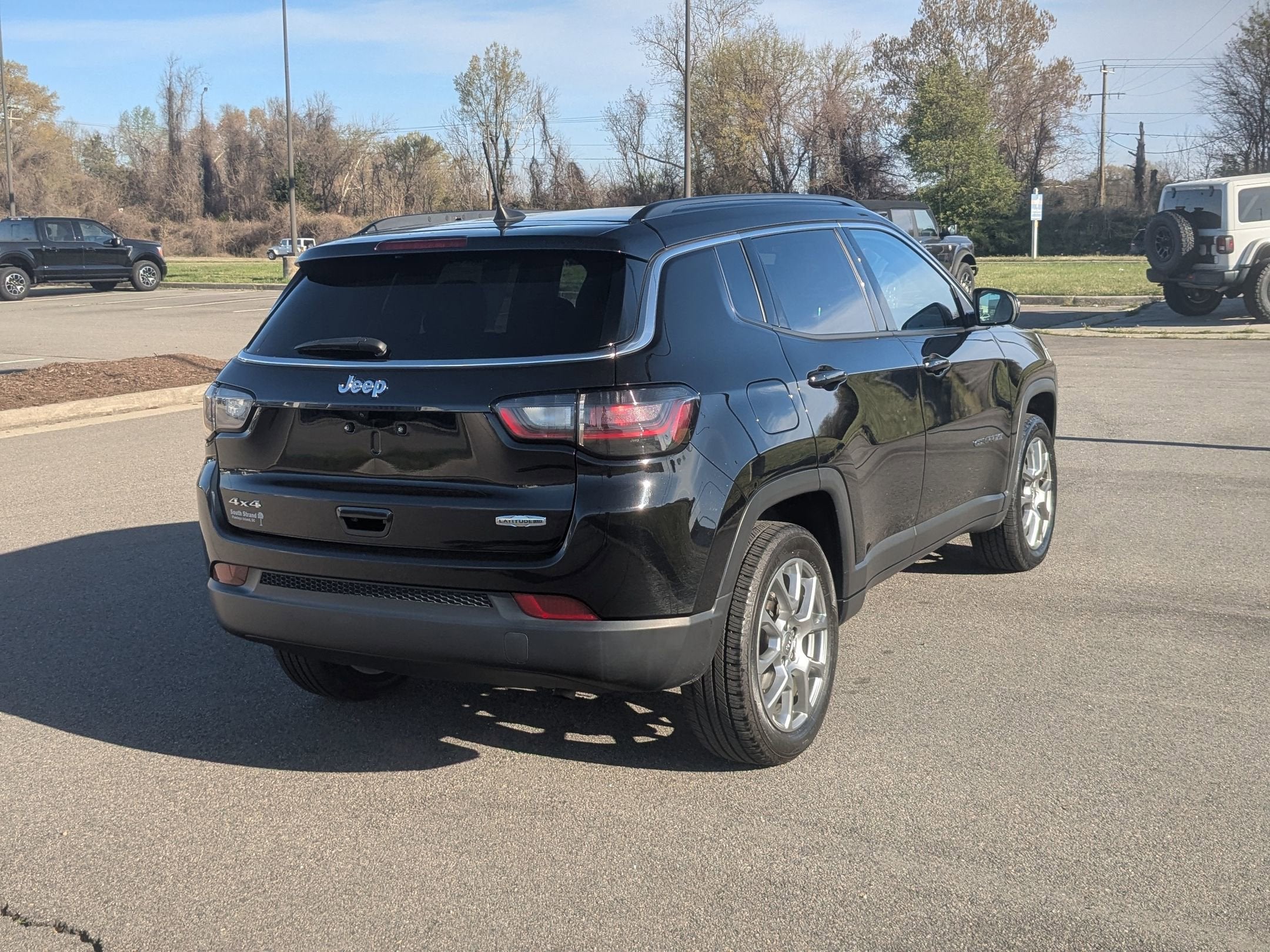 2022 Jeep Compass Latitude Lux