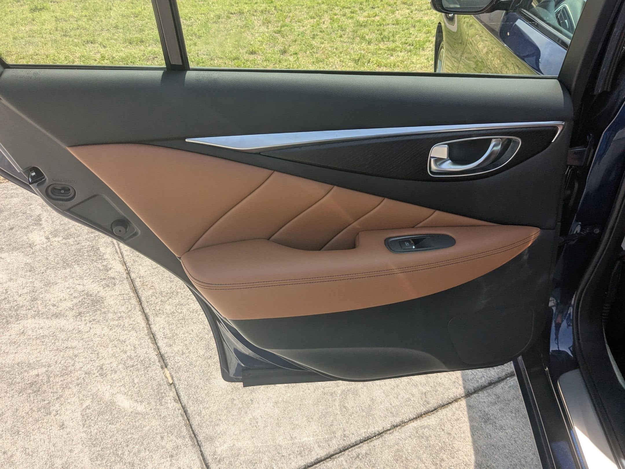 2023 INFINITI Q50 SENSORY