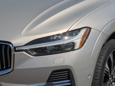 2023 Volvo XC60 Ultimate Bright Theme
