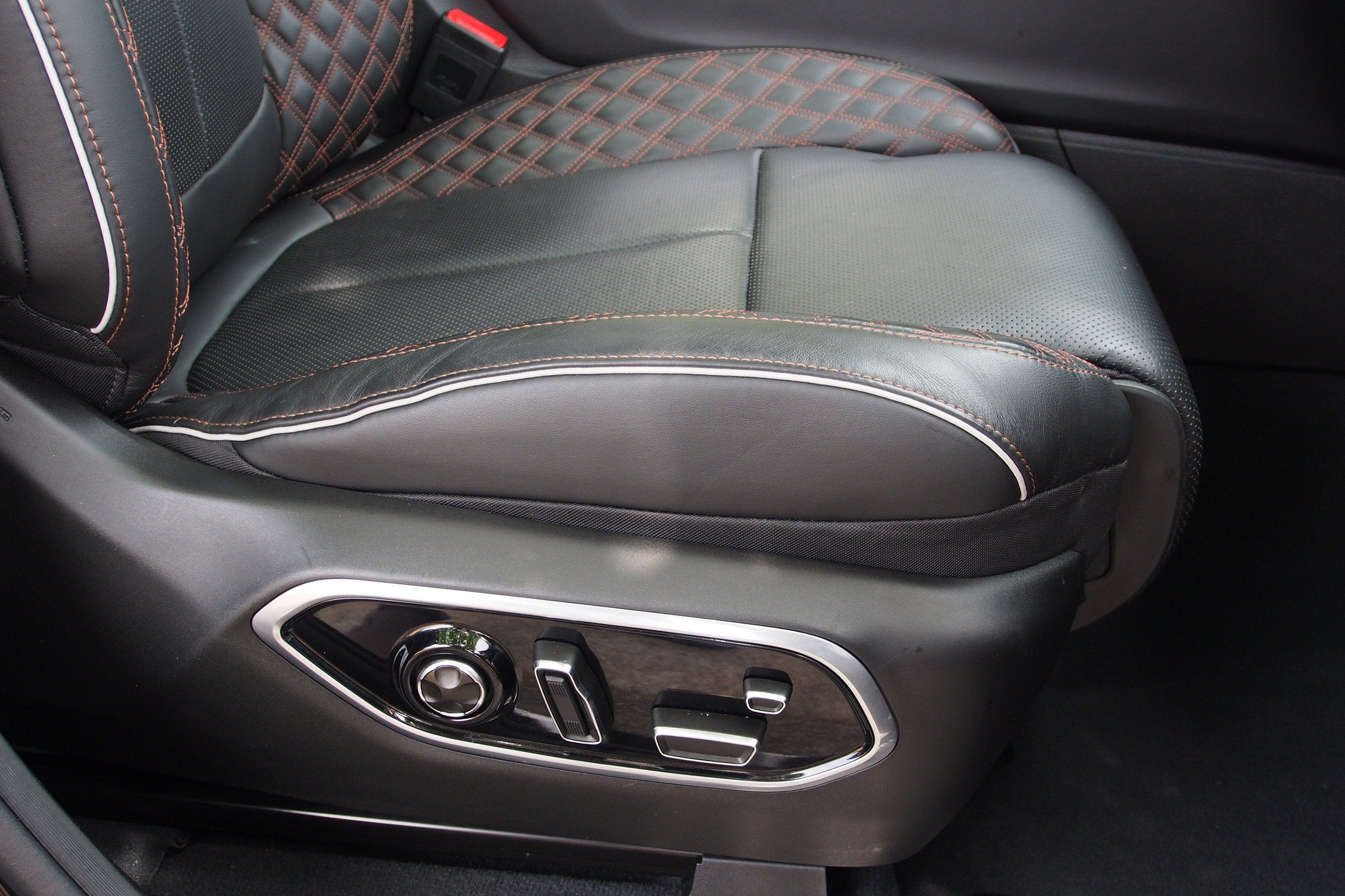 2023 Jeep Grand Cherokee Summit Reserve
