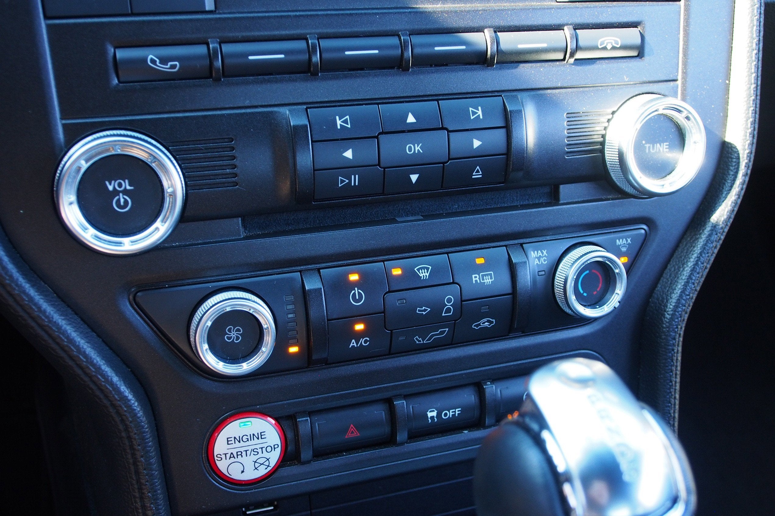 2016 Ford Mustang V6