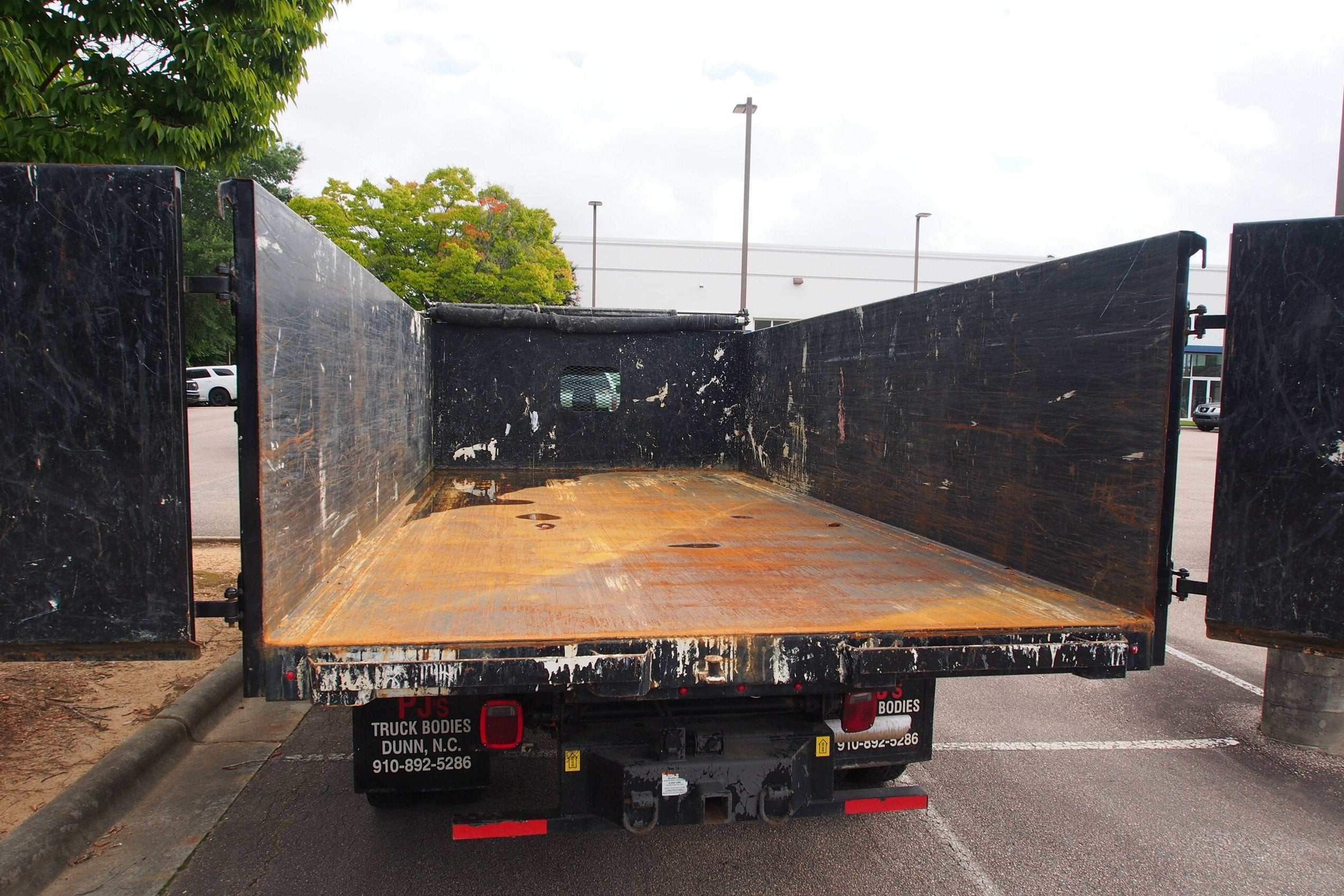 2025 Ford Super Duty F-550 DRW XL