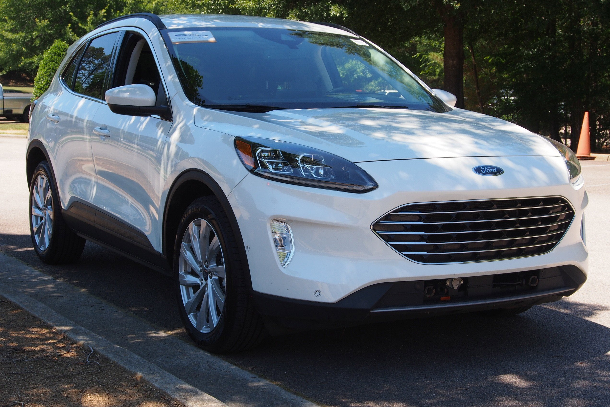 2022 Ford Escape Titanium Hybrid