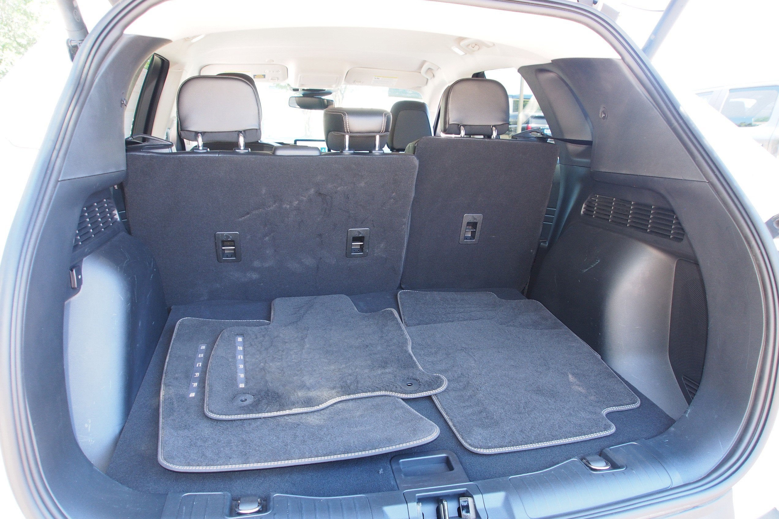 2022 Ford Escape Titanium Hybrid