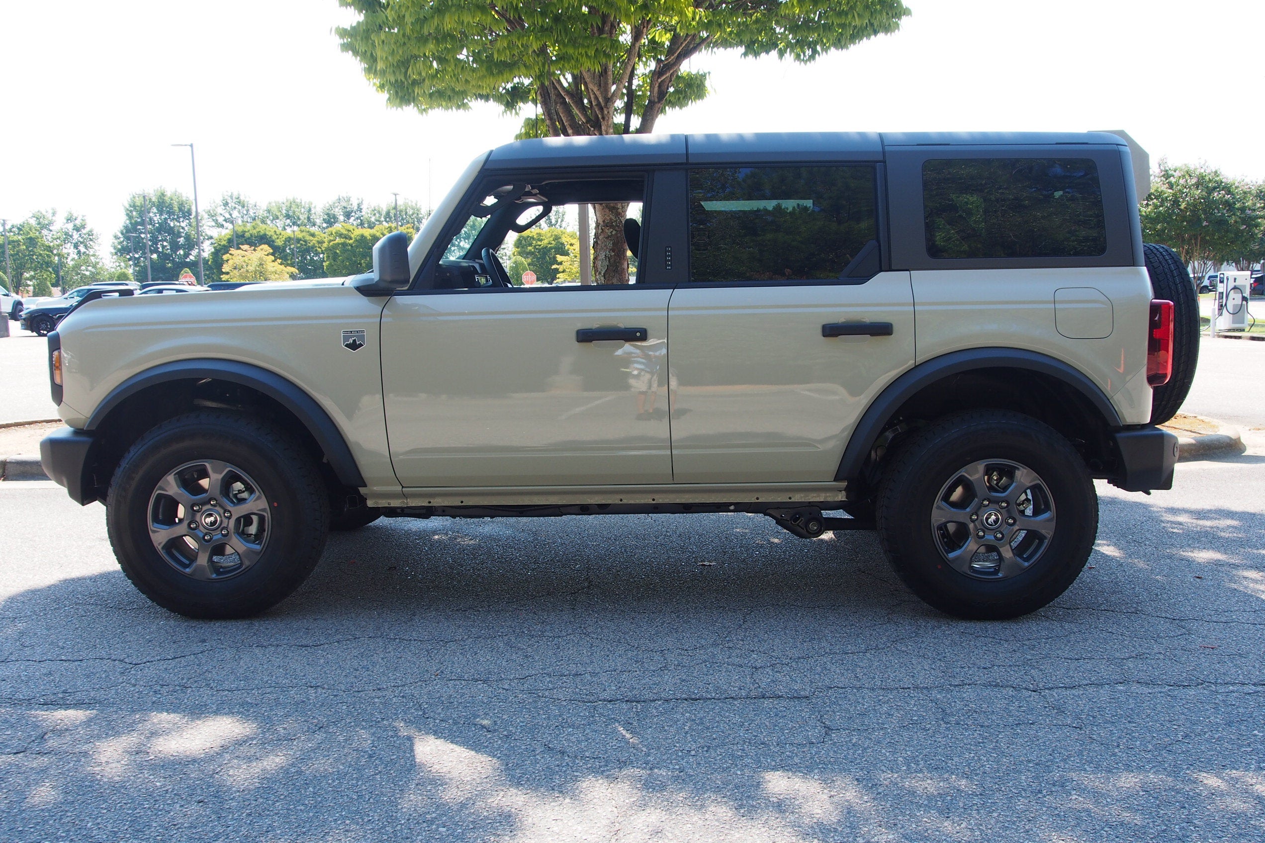2026 Ford Bronco Big Bend - Crossroads Courtesy Demo