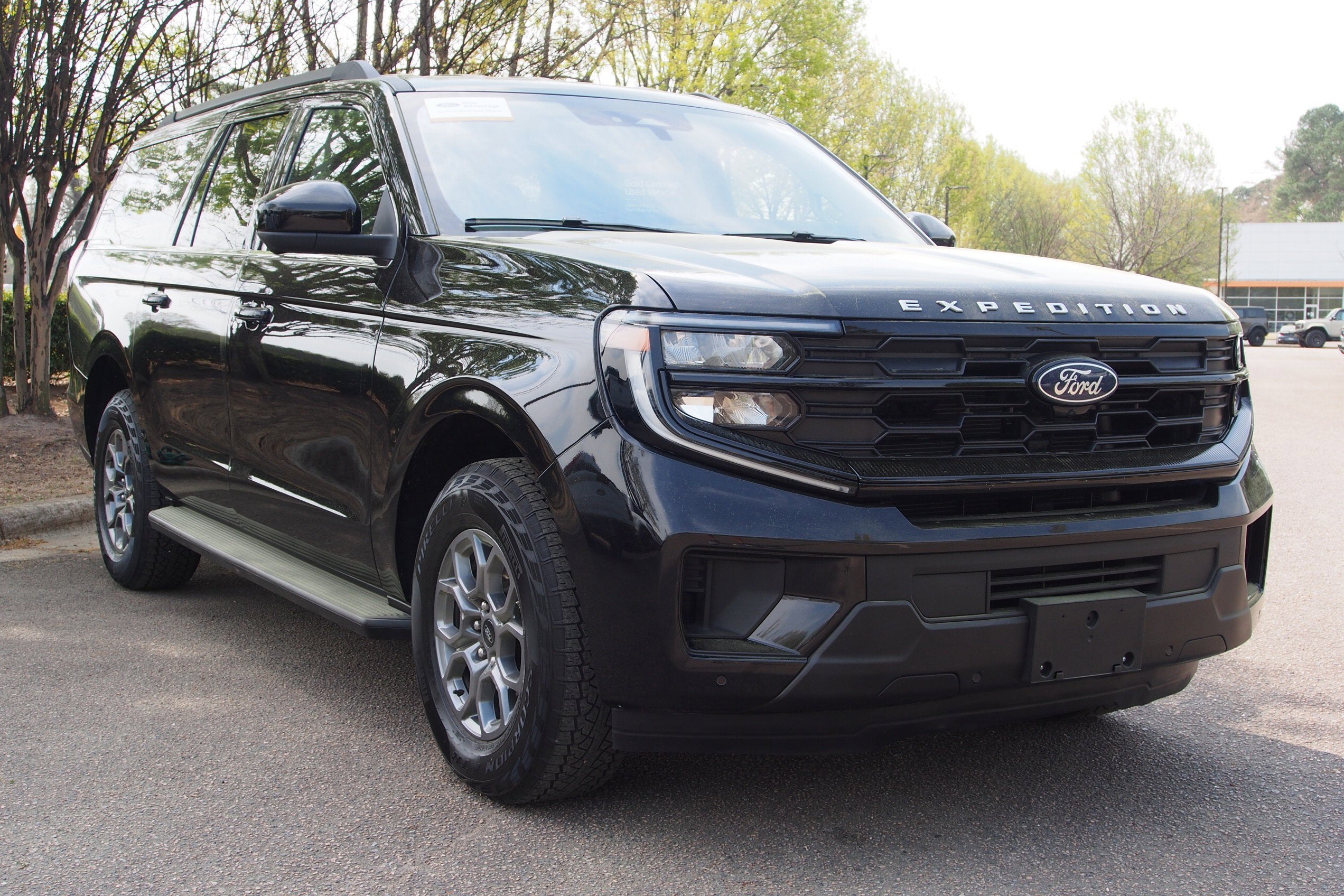 2025 Ford Expedition Max Active