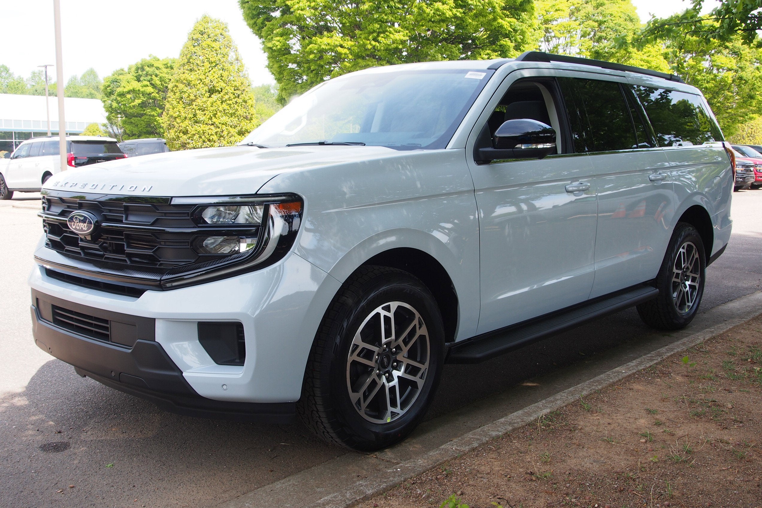 2026 Ford Expedition Max Active