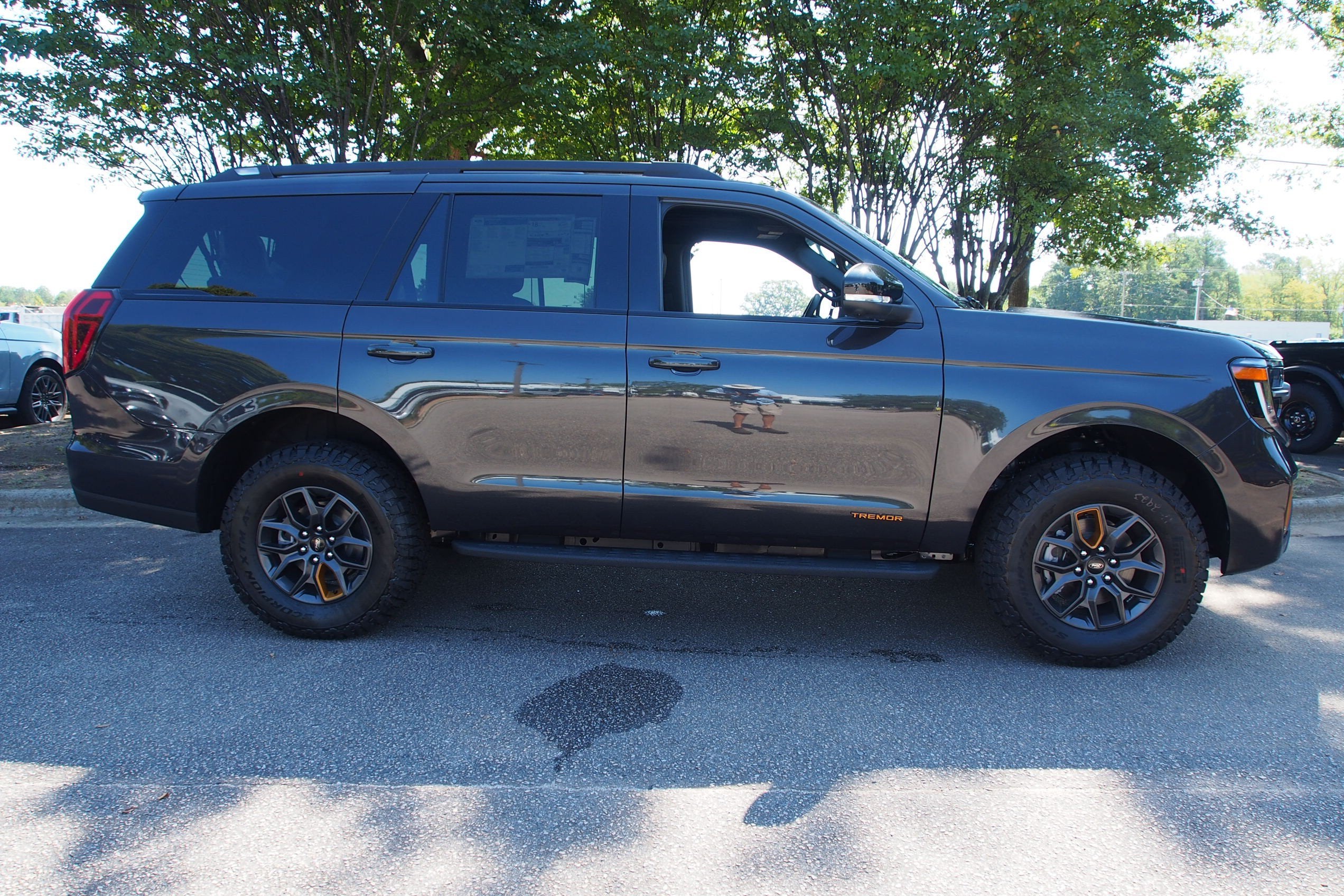 2027 Ford Expedition Tremor