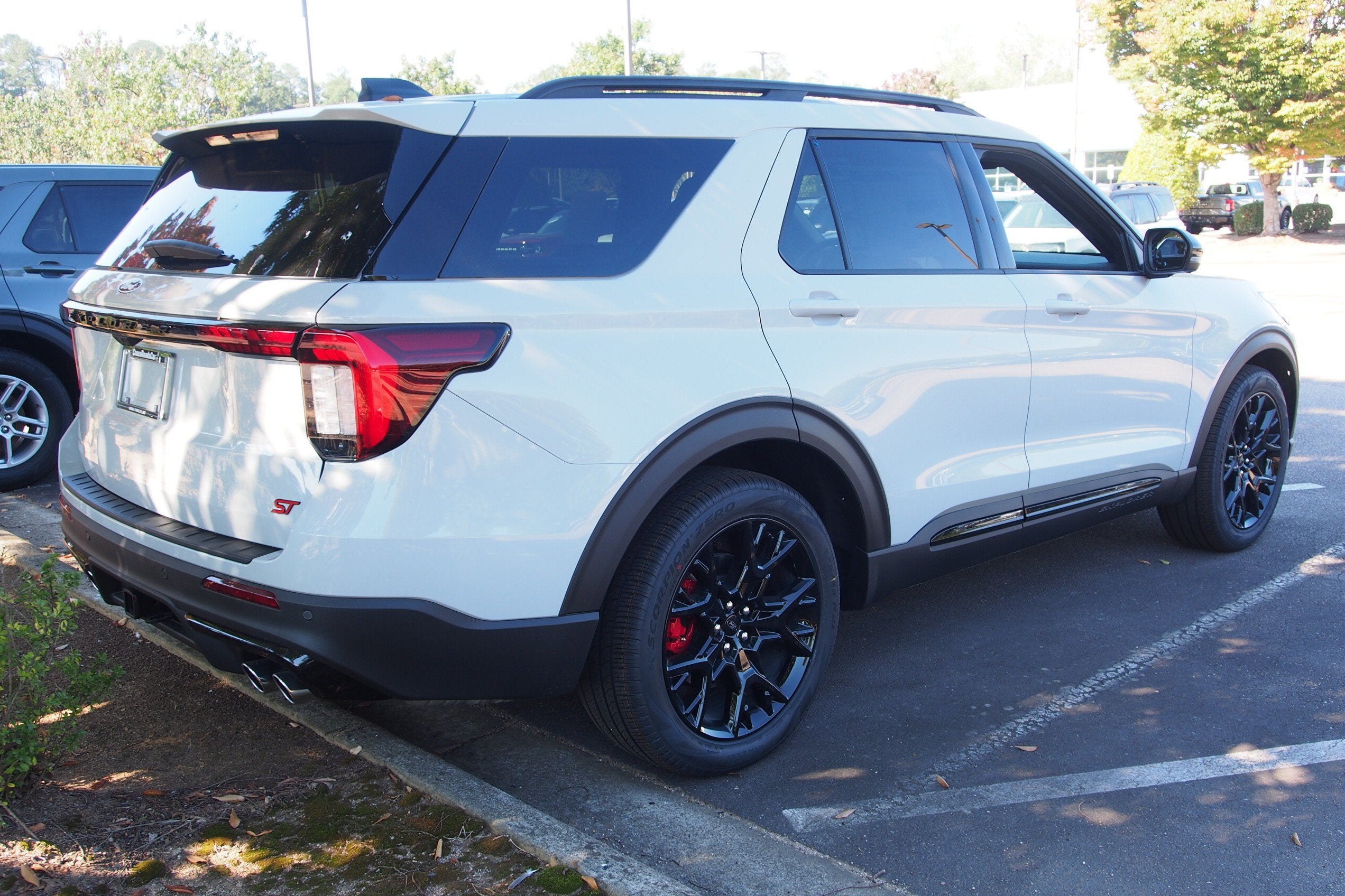 2027 Ford Explorer ST