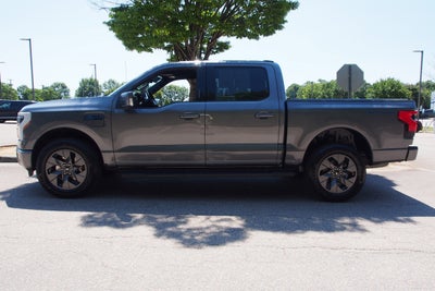 2025 Ford F-150 Lightning LARIAT