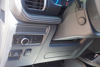 2025 Ford F-150 Lightning Platinum